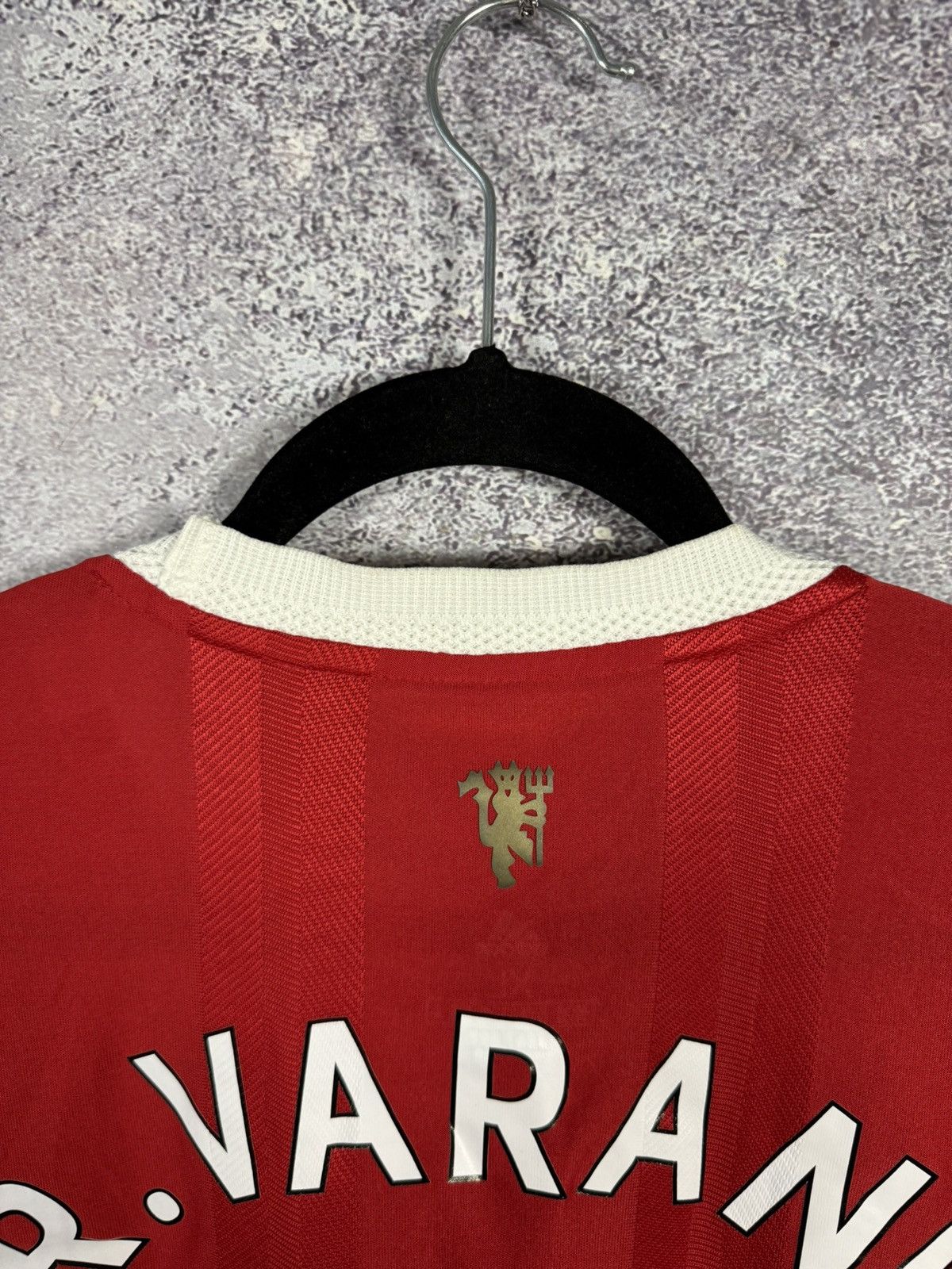Adidas × Vintage R.VARANE Vintage Manchester United 2021/22 Adidas Jersey XL Size US XL / EU 56 / 4 - 17 Thumbnail