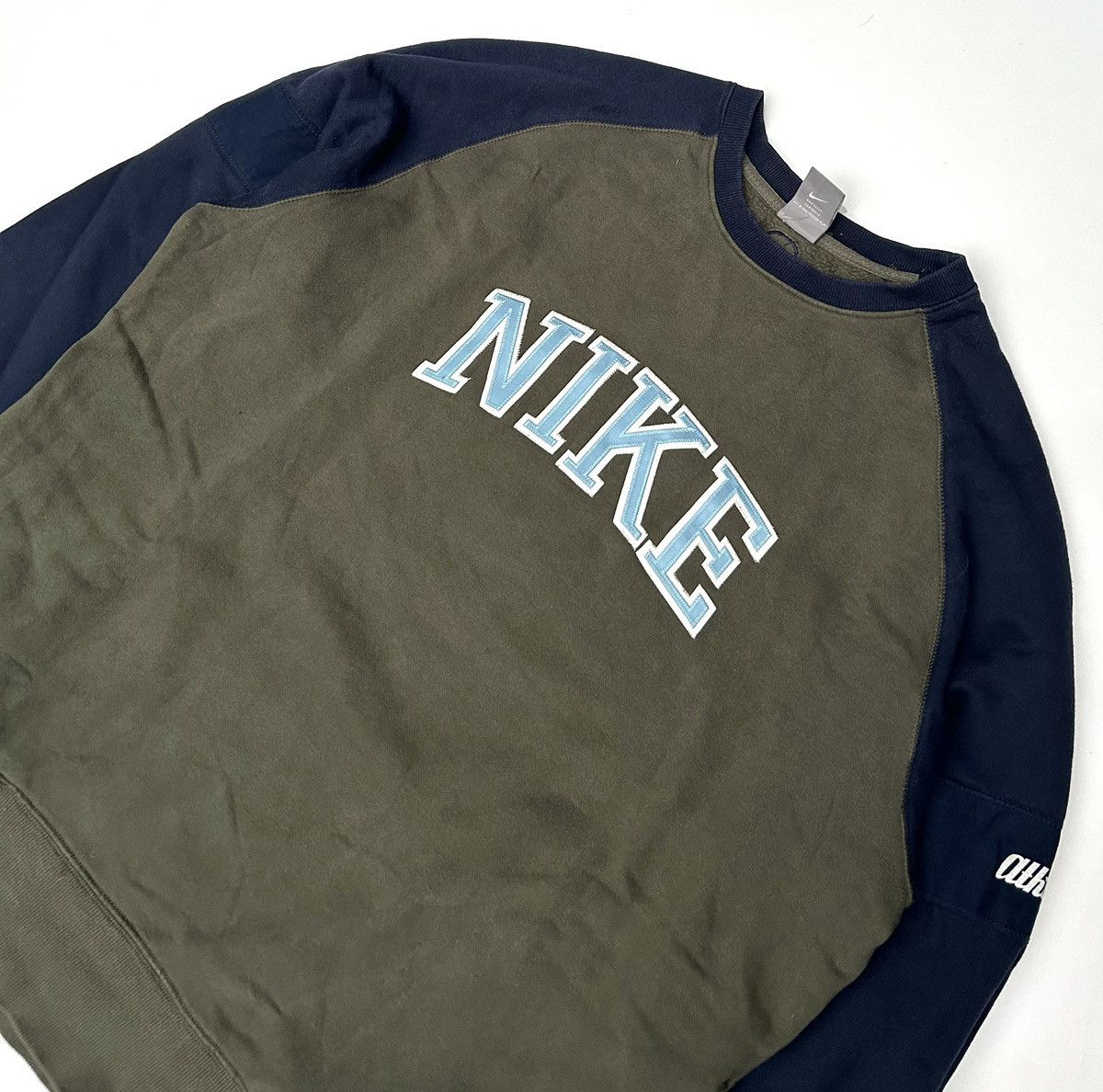 Nike × Vintage Vintage Nike Athletic Embroidered Spell Out Logo Sweatshirt Size US XL / EU 56 / 4 - 1 Thumbnail