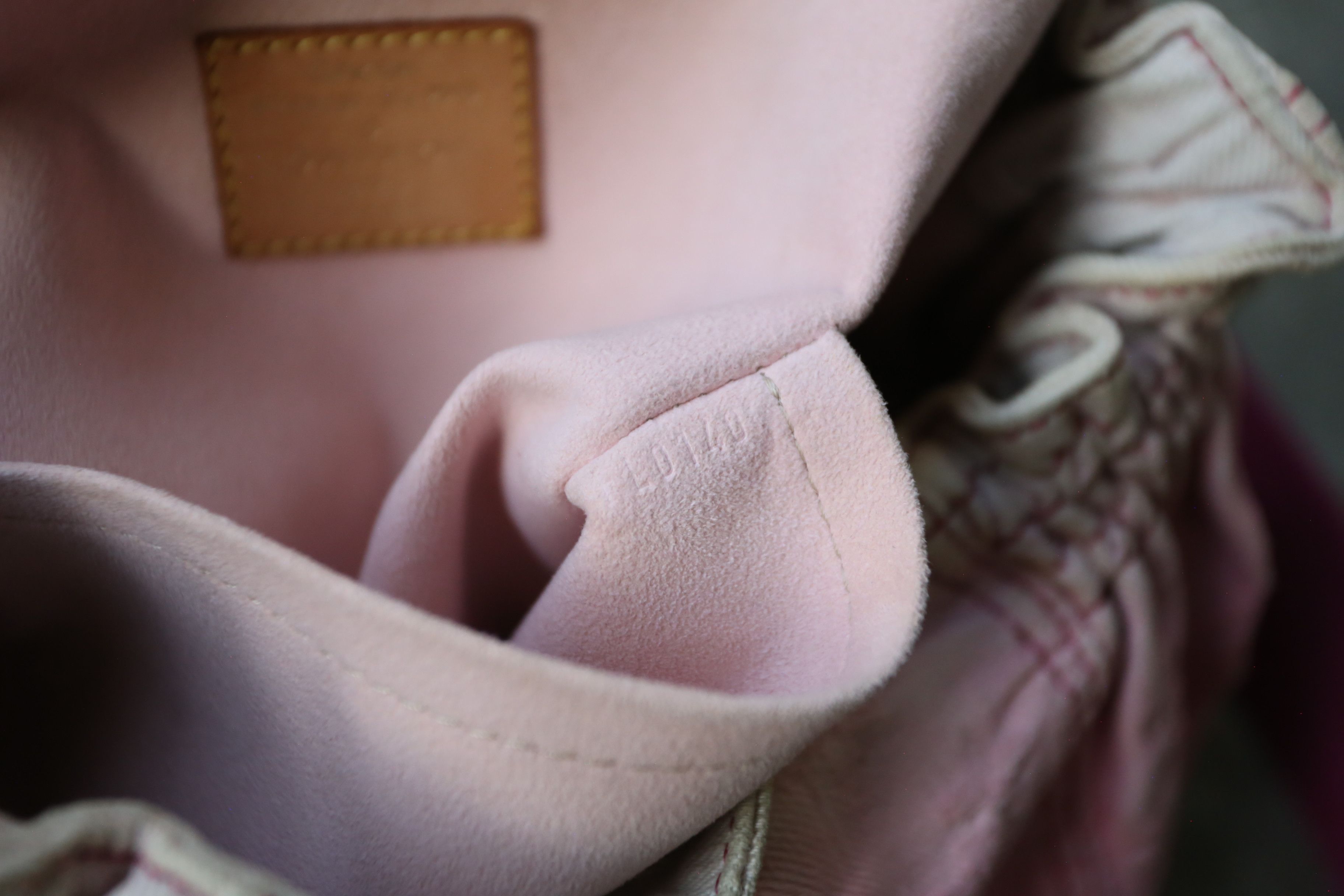Louis Vuitton Louis Vuitton - Marc Jacobs - S/S 10 - Denim Sunshine NM Size ONE SIZE - 20 Thumbnail