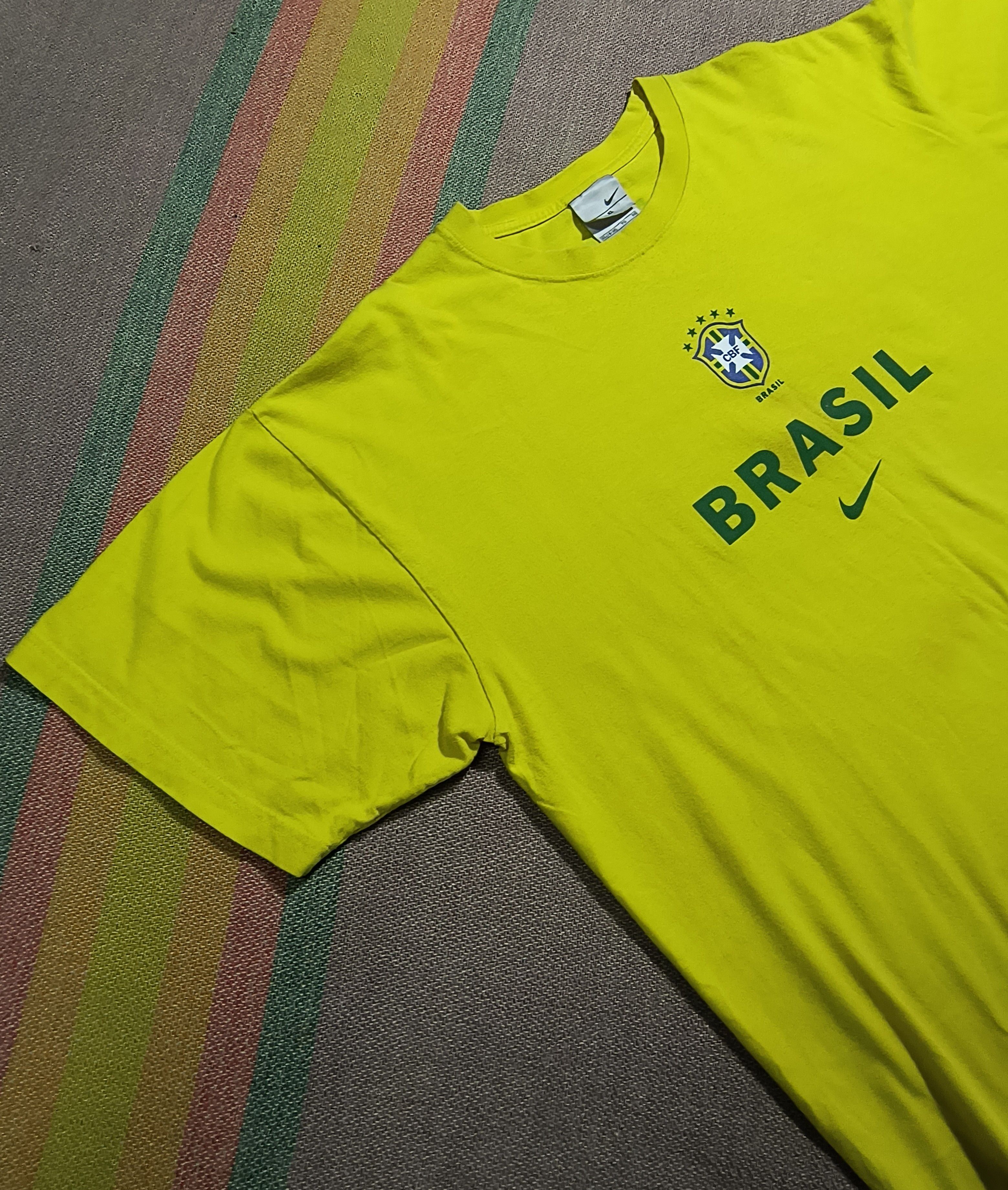Nike Vintage Y2K Nike Roberto Carlos Brasil tee Size US XL / EU 56 / 4 - 5 Thumbnail