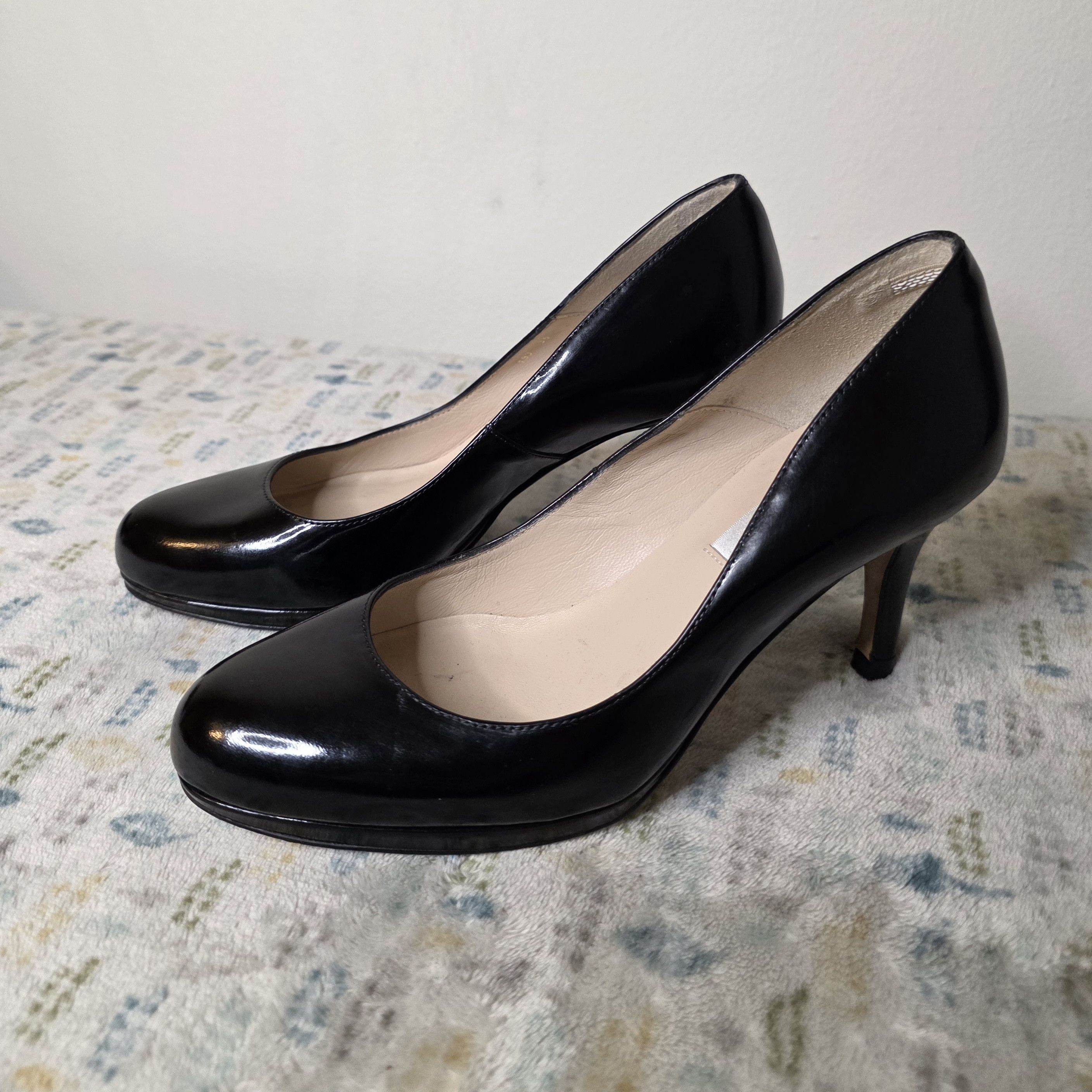 LK Bennett L.K. Bennett Black Leather Pump Heels Size US 5 / IT 35 - 8 Thumbnail