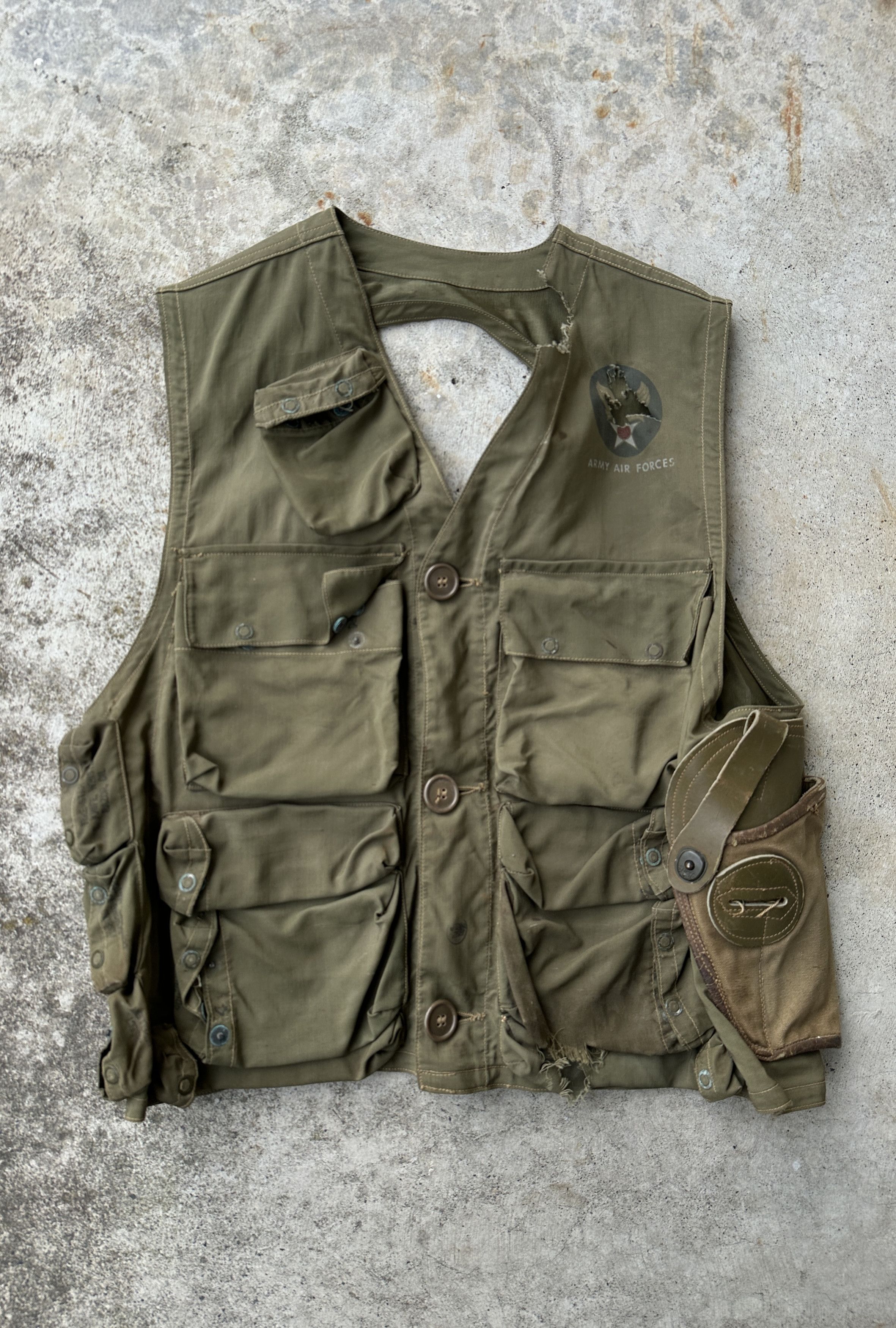 Vintage USAF Tactical C-1 Survival War trashed military army vest Size US M / EU 48-50 / 2 - 1 Thumbnail