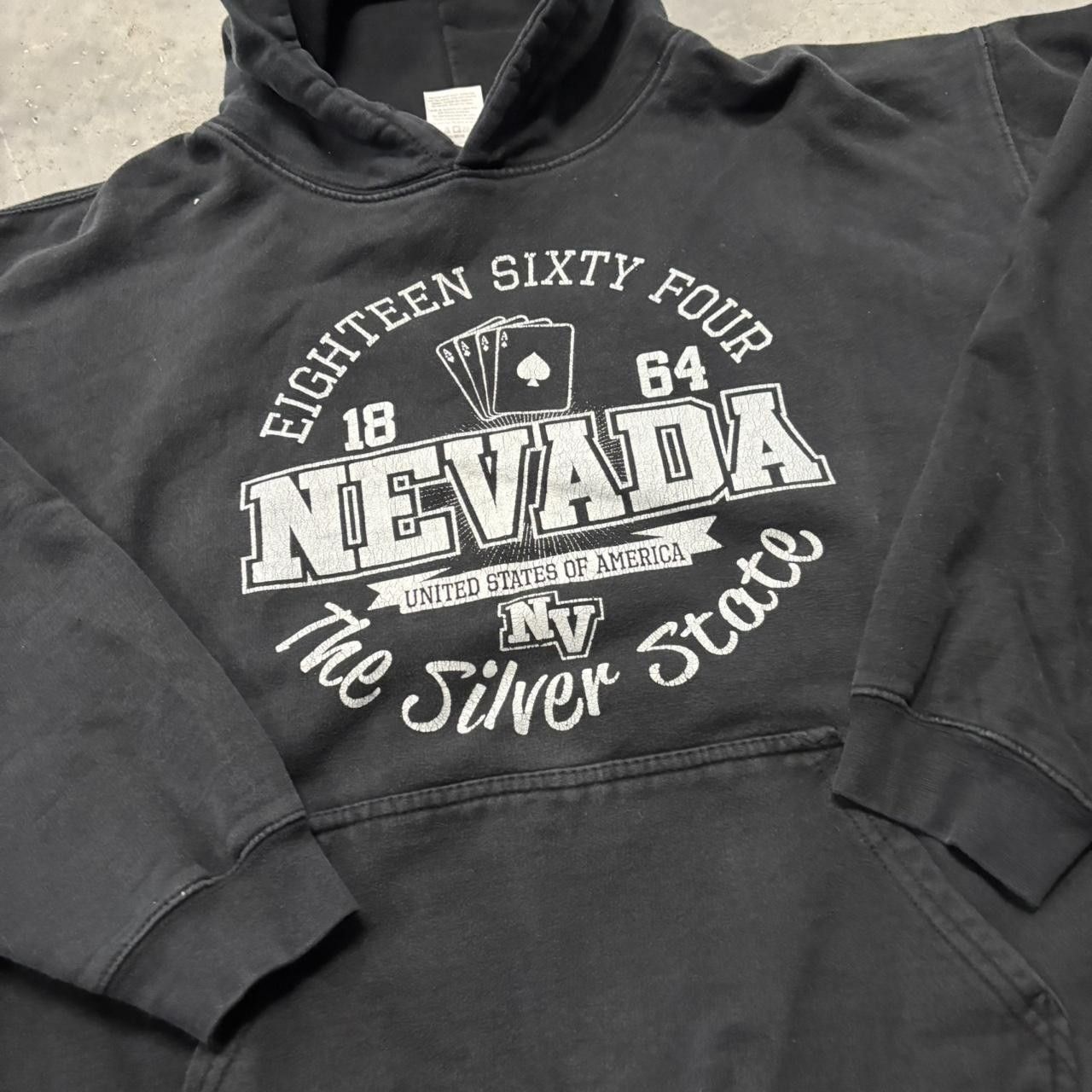 Japanese Brand × Vintage Crazy Vintage Y2K/2000s Black Nevada Streetwear Boxy Hoodie! Size US L / EU 52-54 / 3 - 5 Thumbnail