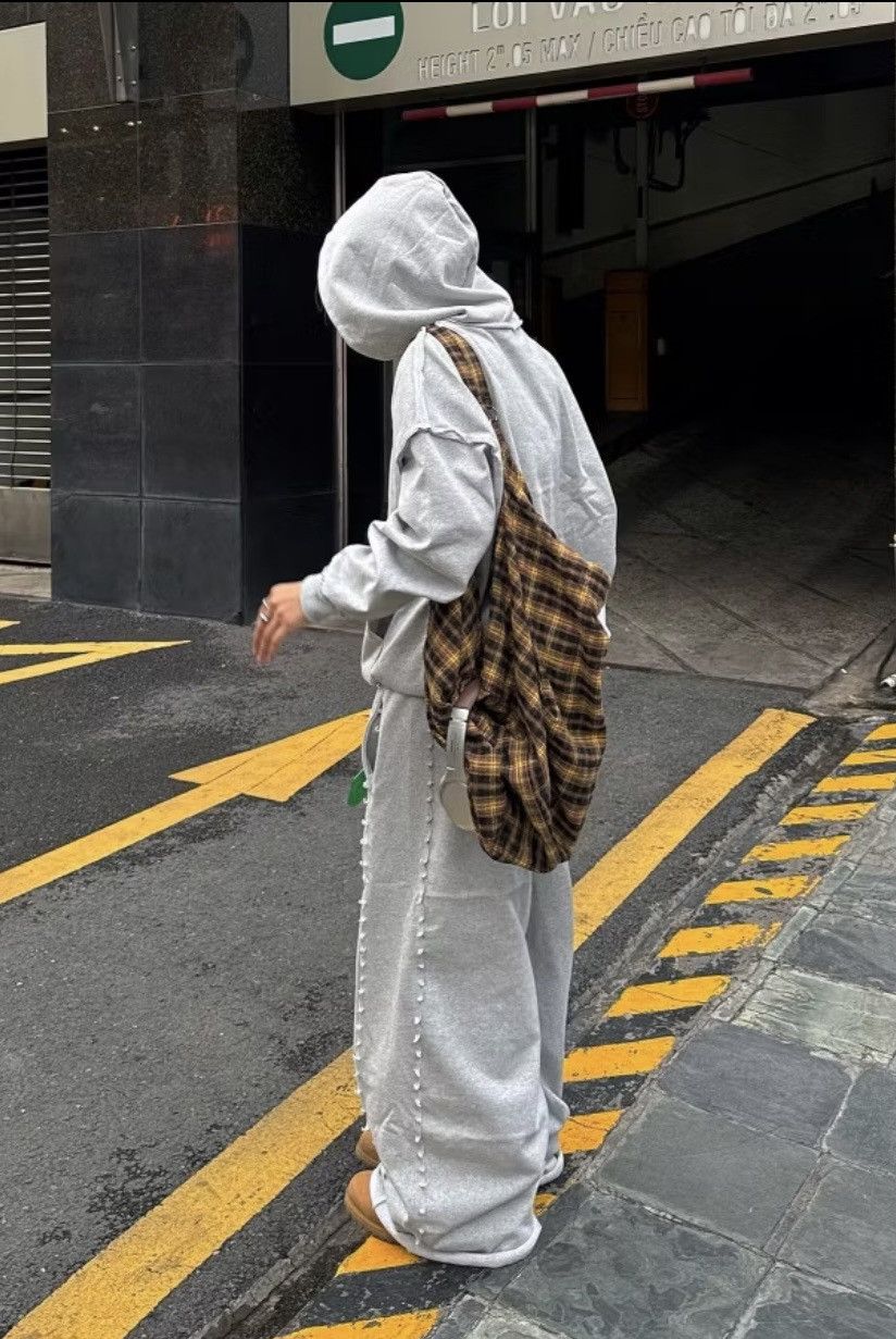 Other Wide Leg Grey Sweatpants - Baggy Fit Size US 33 - 3 Thumbnail