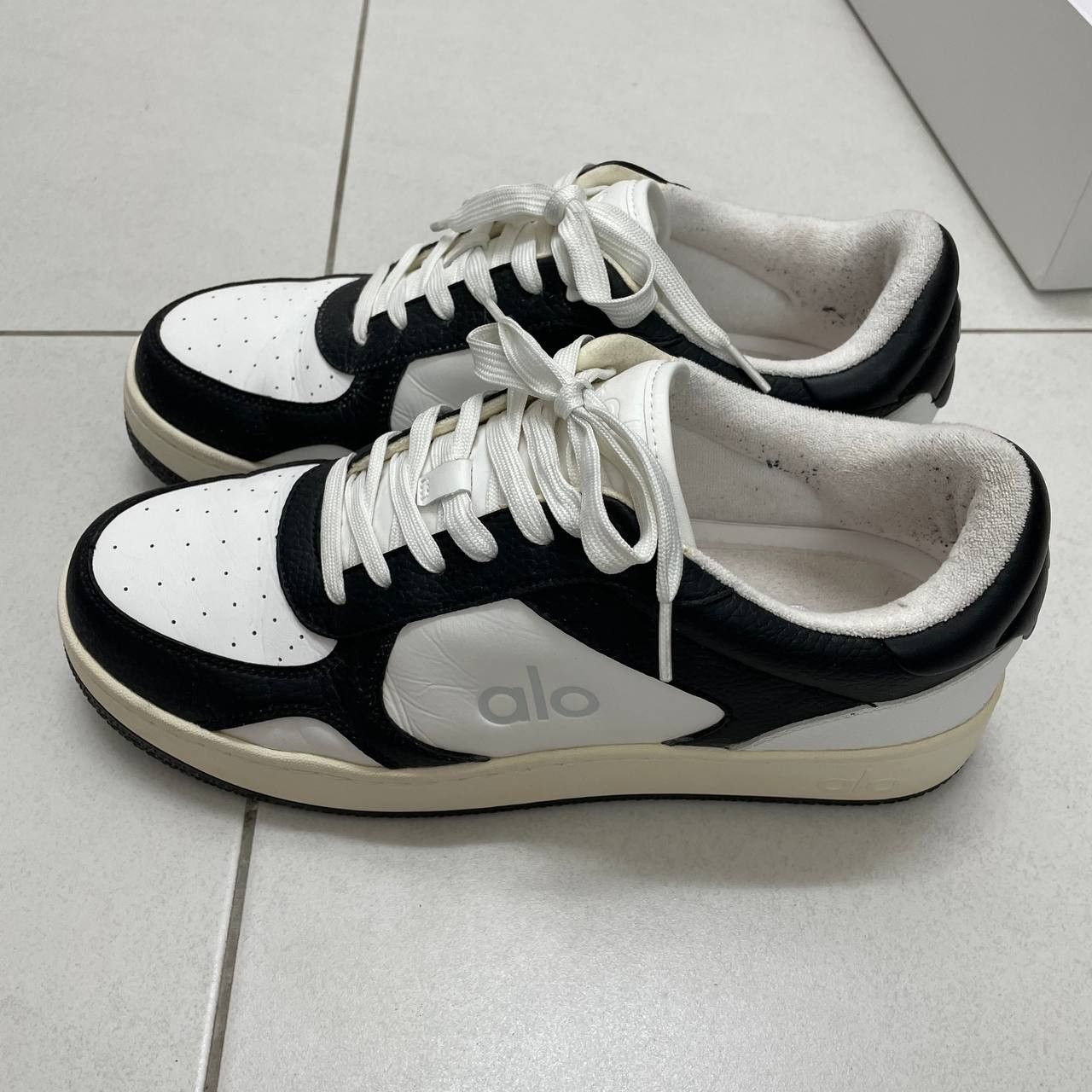 Alo ⭐️SALES⭐️ [11US] ALO YOGA SNEAKERS RECOVERY MODE BLACK WHITE Size US 11 / EU 44 - 1 Thumbnail