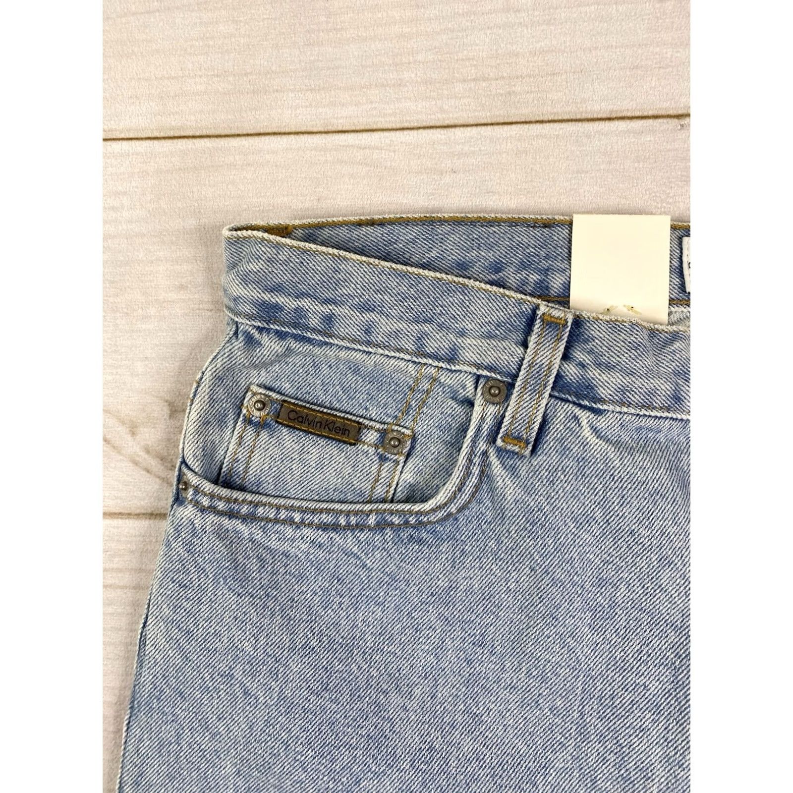Calvin Klein VINTAGE Calvin Klein Jeans Jeans 13/14 Light Wash Denim High Rise Tapered Mom NWT Womens Boys? Size 34" / US 12 / IT 48 - 2 Thumbnail
