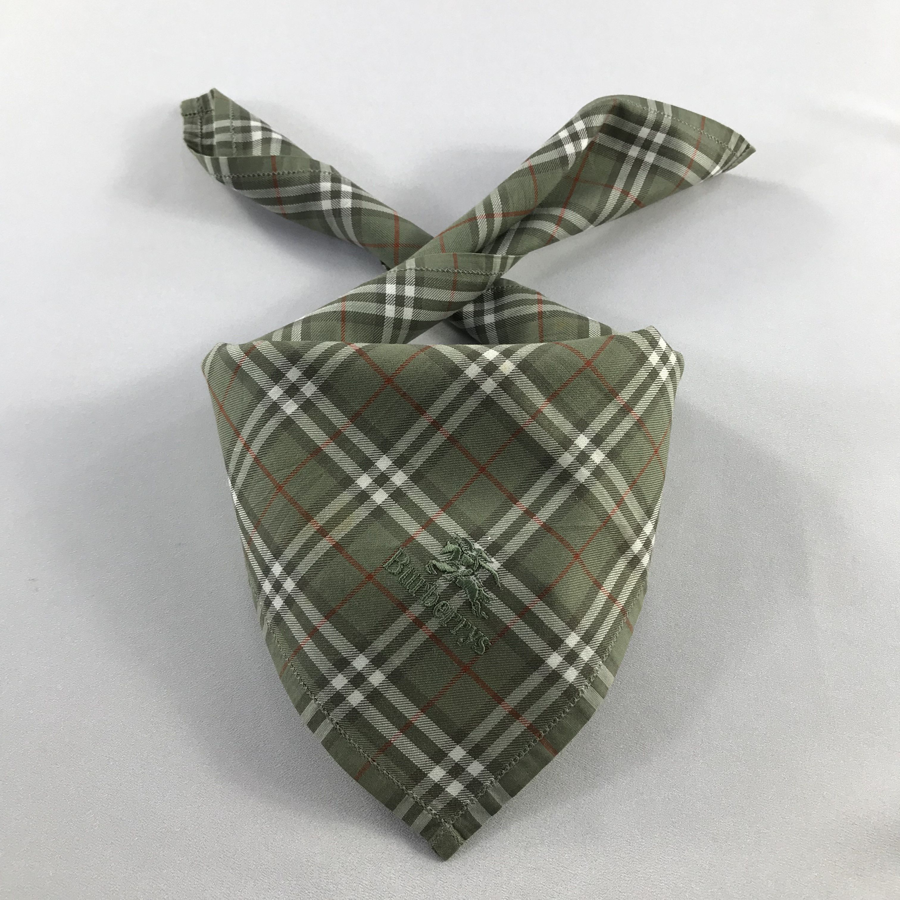 Burberry Burberry Handkerchief / Bandana / Neckerchief C535 Size ONE SIZE - 1 Thumbnail