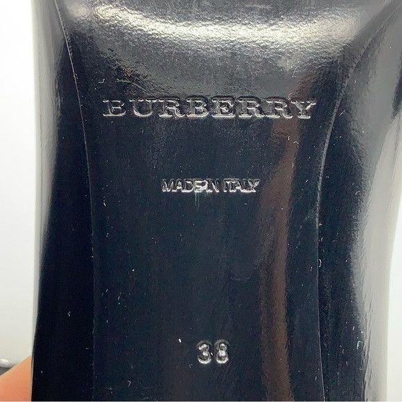 Burberry BURBERRY Flanagan Pointed Toe Pump in Black Leather Size US 7.5 / IT 37.5 - 15 Thumbnail