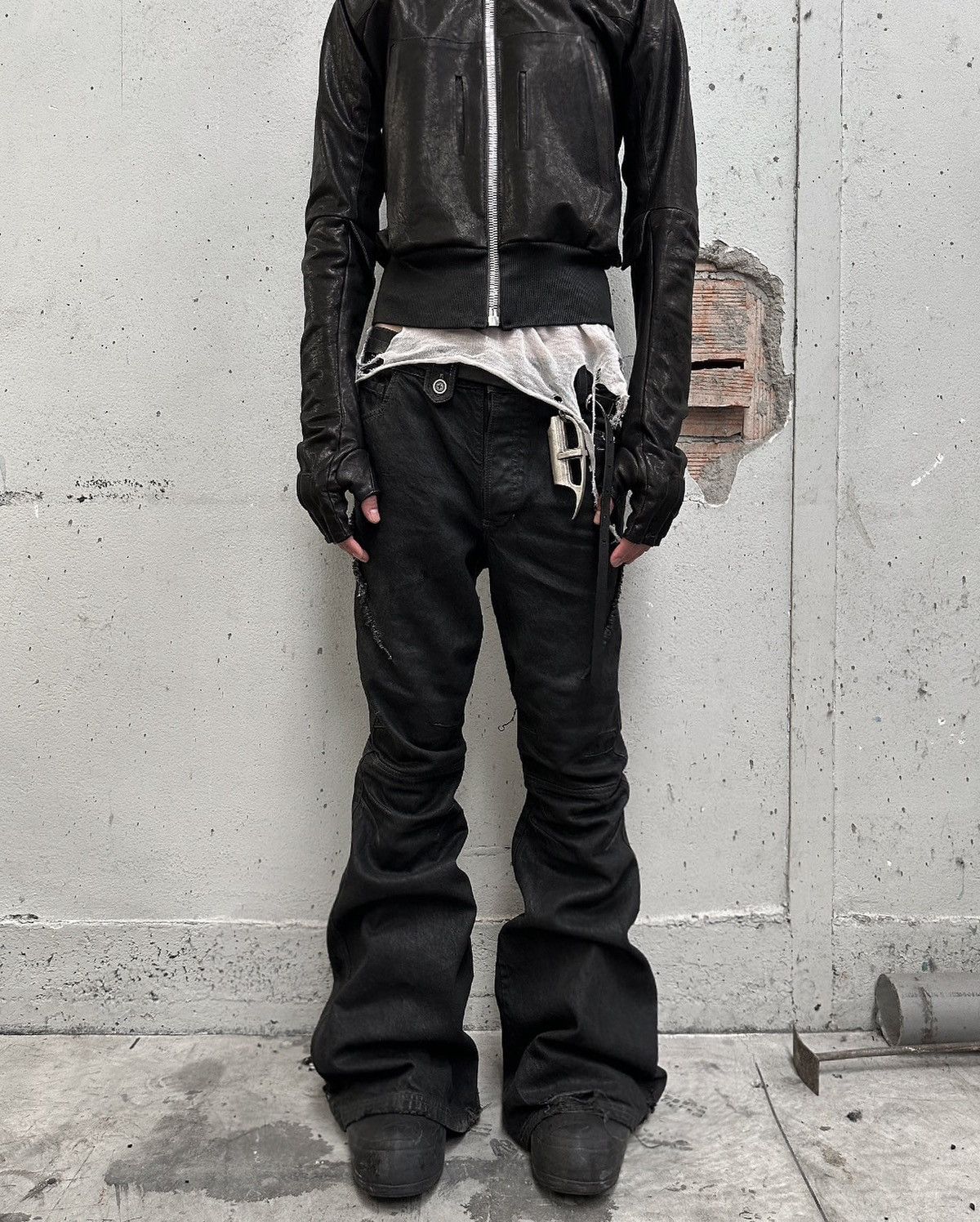 SHINE LUXURY SHINE LUXURY STUDIOS "MORGENSTAR" INSERTED FLARED PANTS Size US 32 / EU 48 - 11 Thumbnail