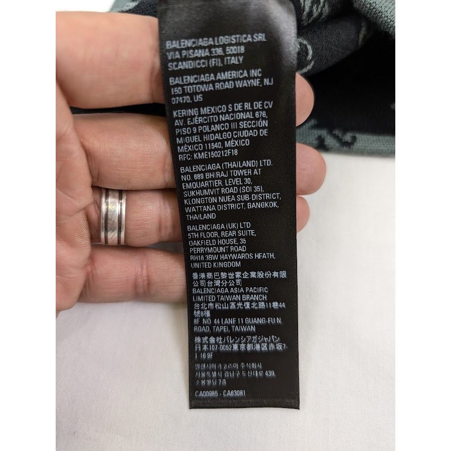 Balenciaga o1rshd1 Q: 4 / Size: OS / Cashmere Wool Intreccio Beanie/Hat Size ONE SIZE - 13 Thumbnail