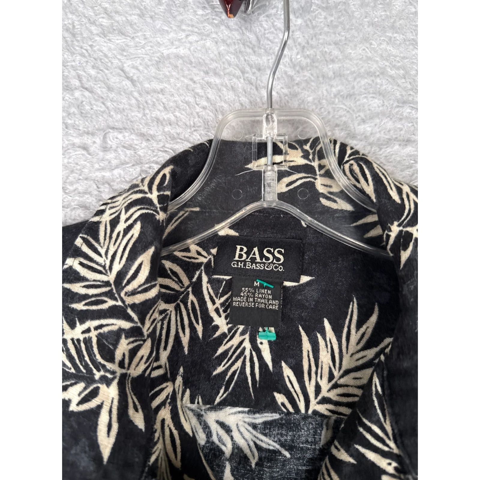 Vintage VINTAGE G.H. Bass Shirt Men Medium Black Floral Leaf Button Up Hawaiian Linen Blend Pocket Size US M / EU 48-50 / 2 - 7 Thumbnail