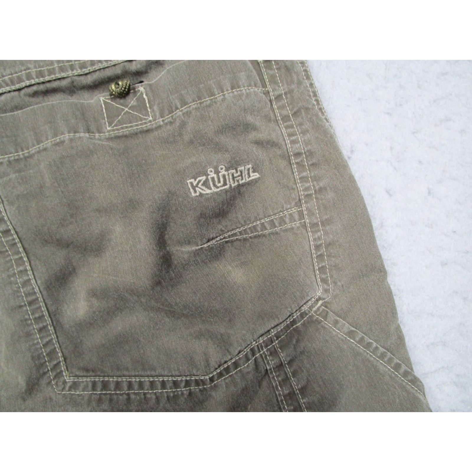 Vintage Kuhl Mens Green Canvas Shorts 34 Cargo 9" Workwear Utility Camp Hike Patina Dye Size US 34 / EU 50 - 6 Thumbnail