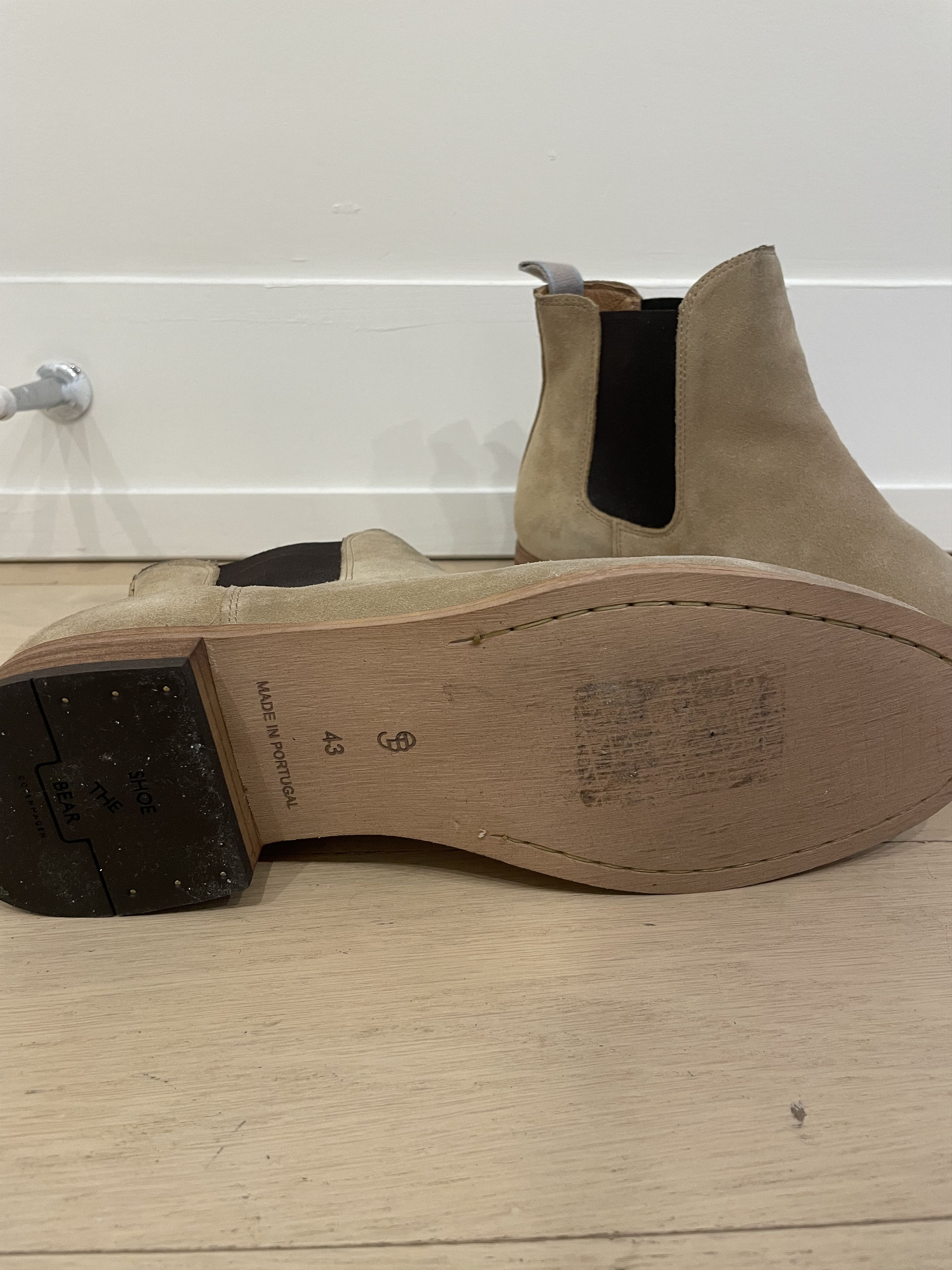 Shoe The Bear Tan Suede Chelsea Size US 10 / EU 43 - 3 Thumbnail