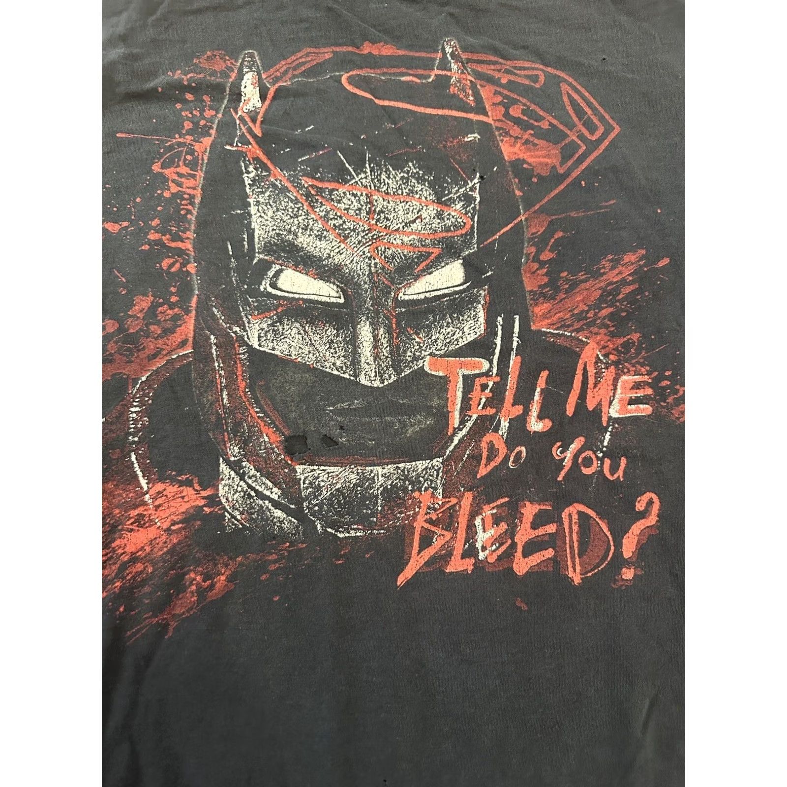 Vintage Batman Vs. Superman Tell Me Do You Bleed? T Shirt Comic XL Size US XL / EU 56 / 4 - 4 Thumbnail