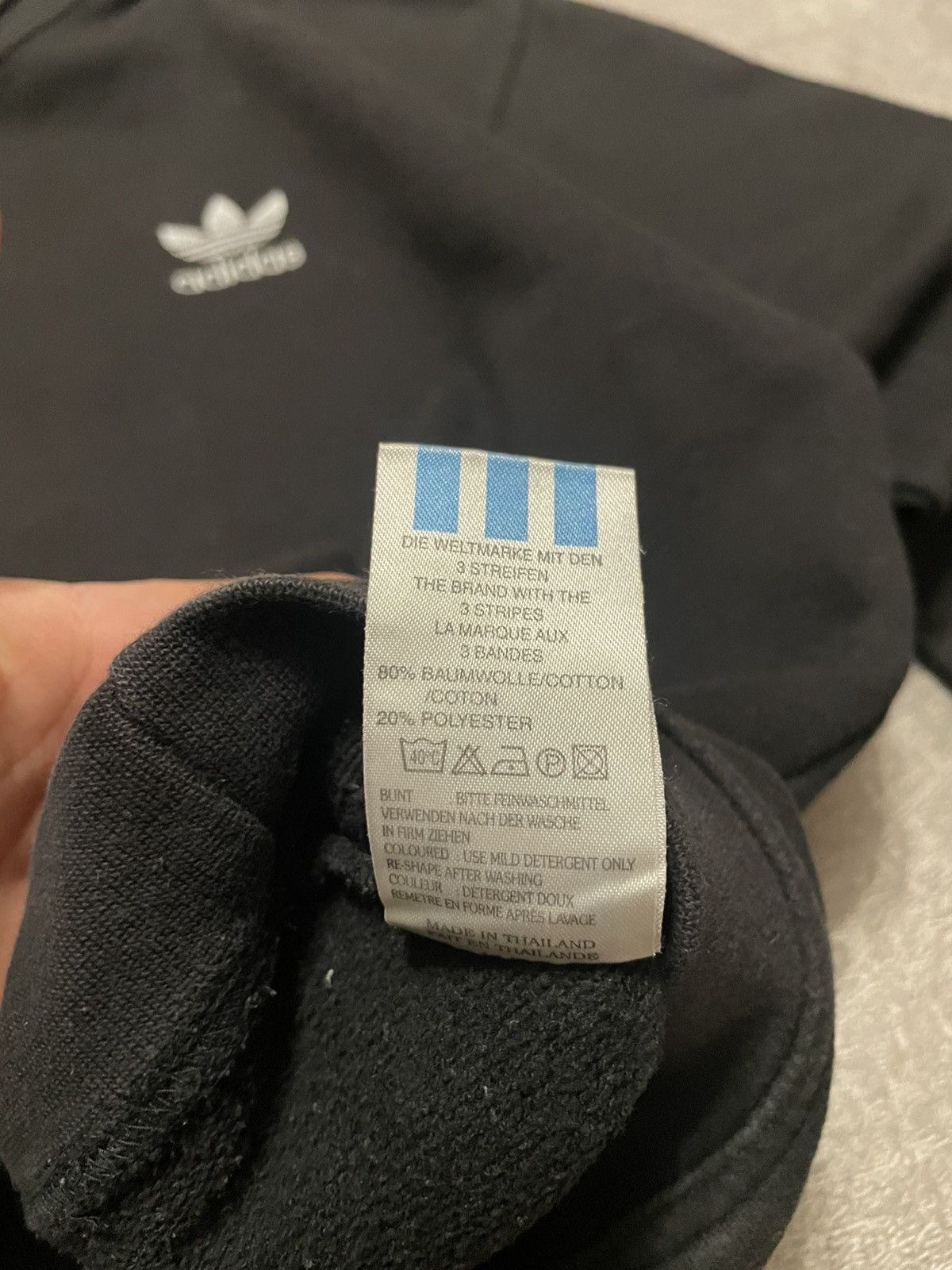 Adidas Vintage 90s Adidas Basic Sweatshirt Crewneck Y2K Size US M / EU 48-50 / 2 - 9 Thumbnail