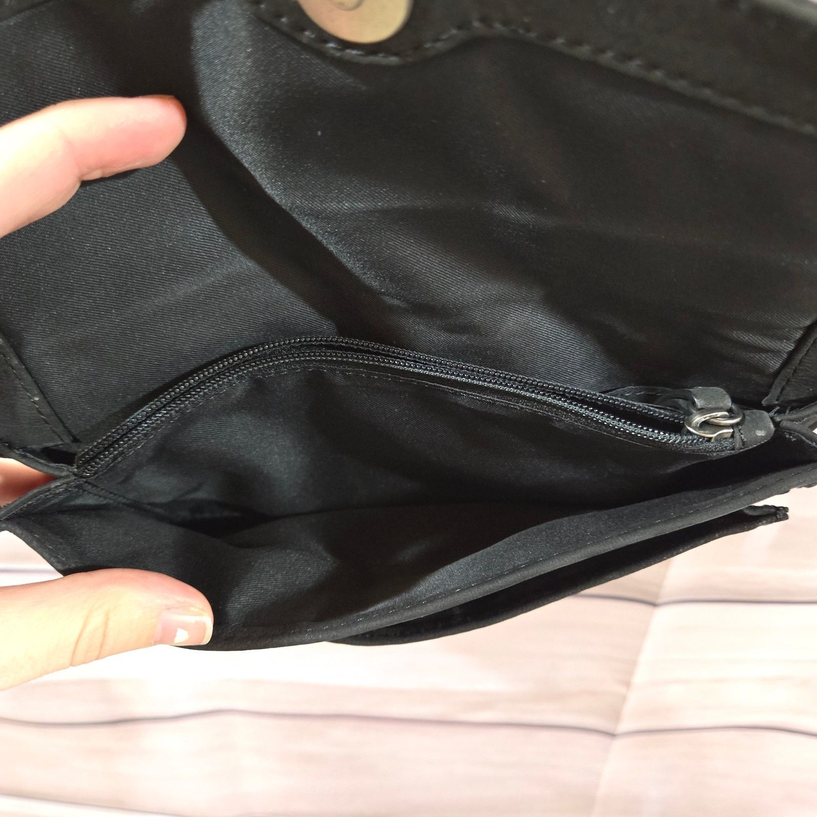 Lucky Brand Lucky Brand Black Leather Studded Crossbody Purse Size ONE SIZE - 7 Thumbnail