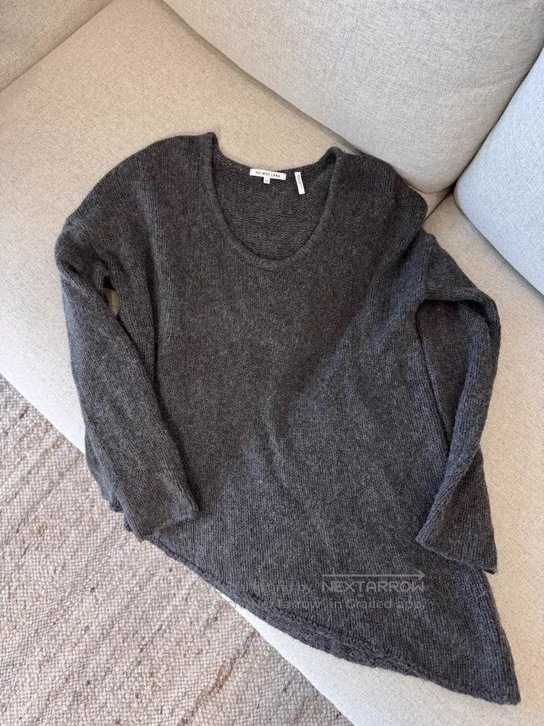 Helmut Lang Helmut Lang Asymmetrical side sweater Size M / US 6-8 / IT 42-44 - 1 Thumbnail
