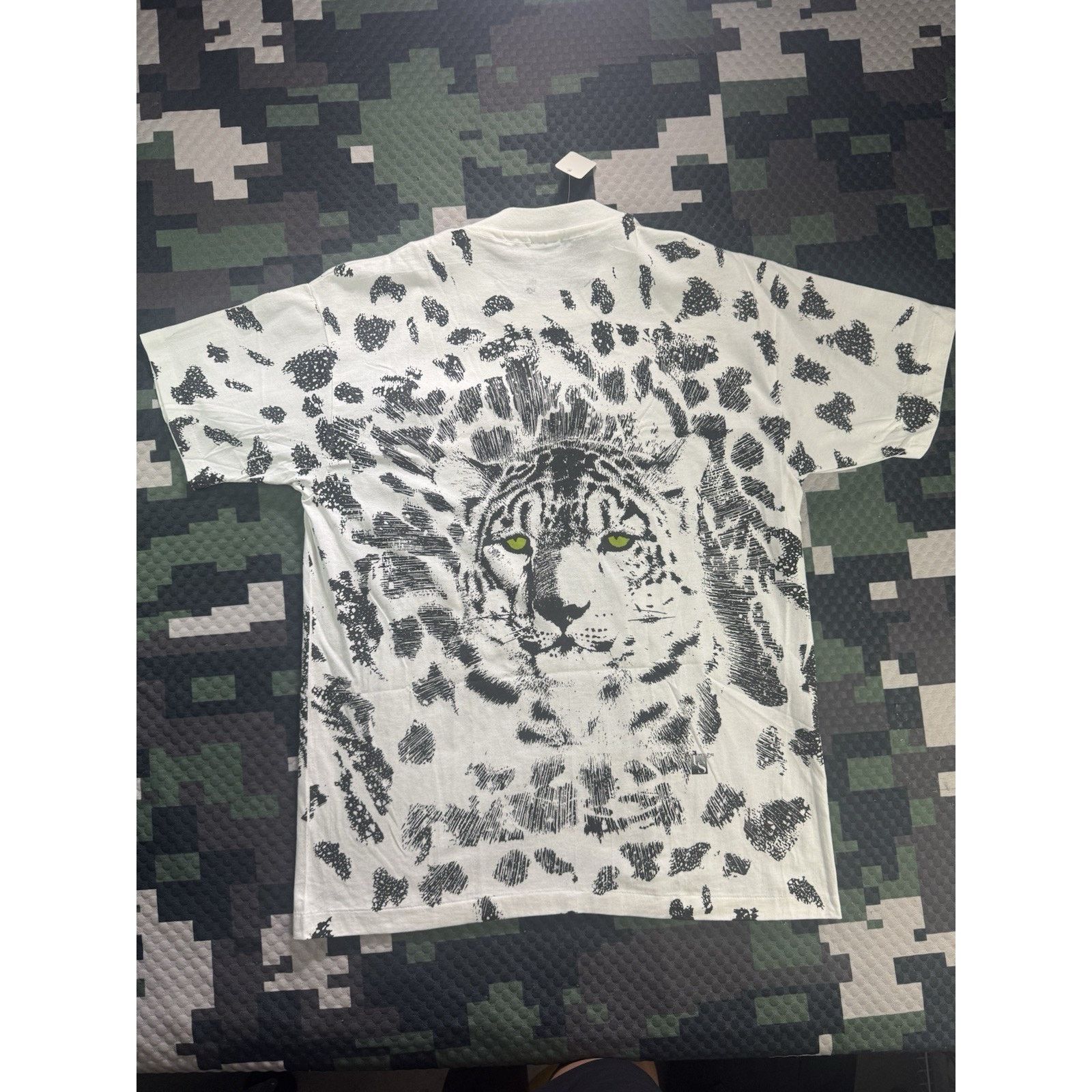 Other Vintage Unisport USA Big Cat Leopard Graphic XL 90s Wildlife Size US XL / EU 56 / 4 - 6 Thumbnail