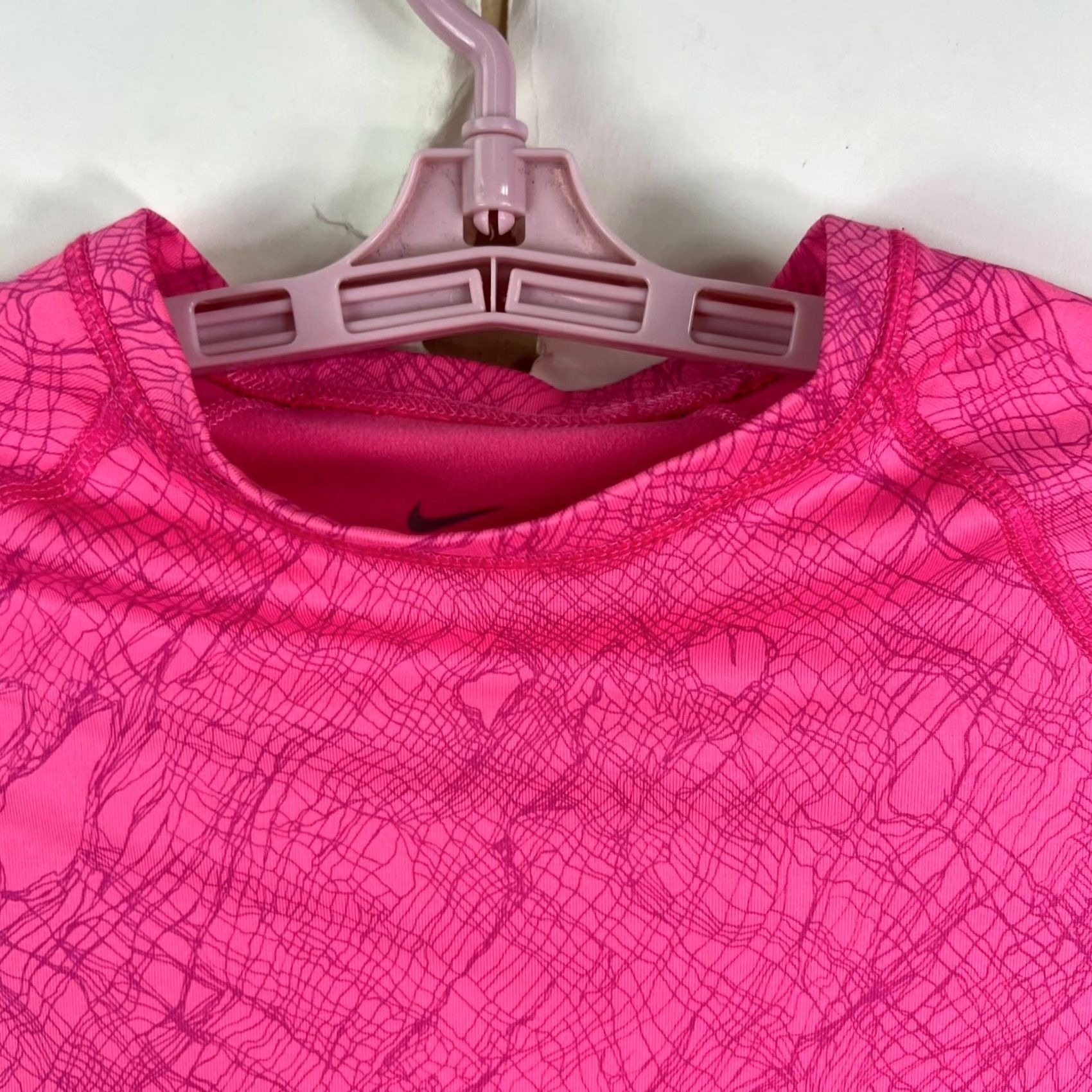 Nike Nike Pro Combat Fitted Top Womens L Pink Long Sleeve Geometric Print Size L / US 10 / IT 46 - 3 Thumbnail