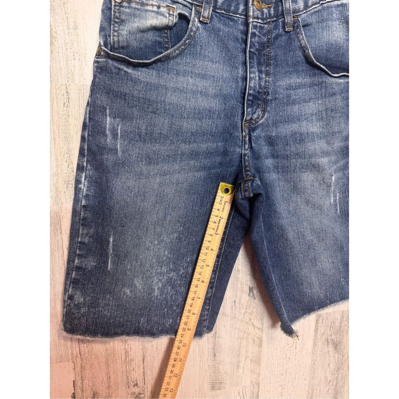 Lee Women’s Distressed Denim Cut-Off Jean Shorts Size 32 Blue Vi Size 32" / US 10 / IT 46 - 4 Thumbnail