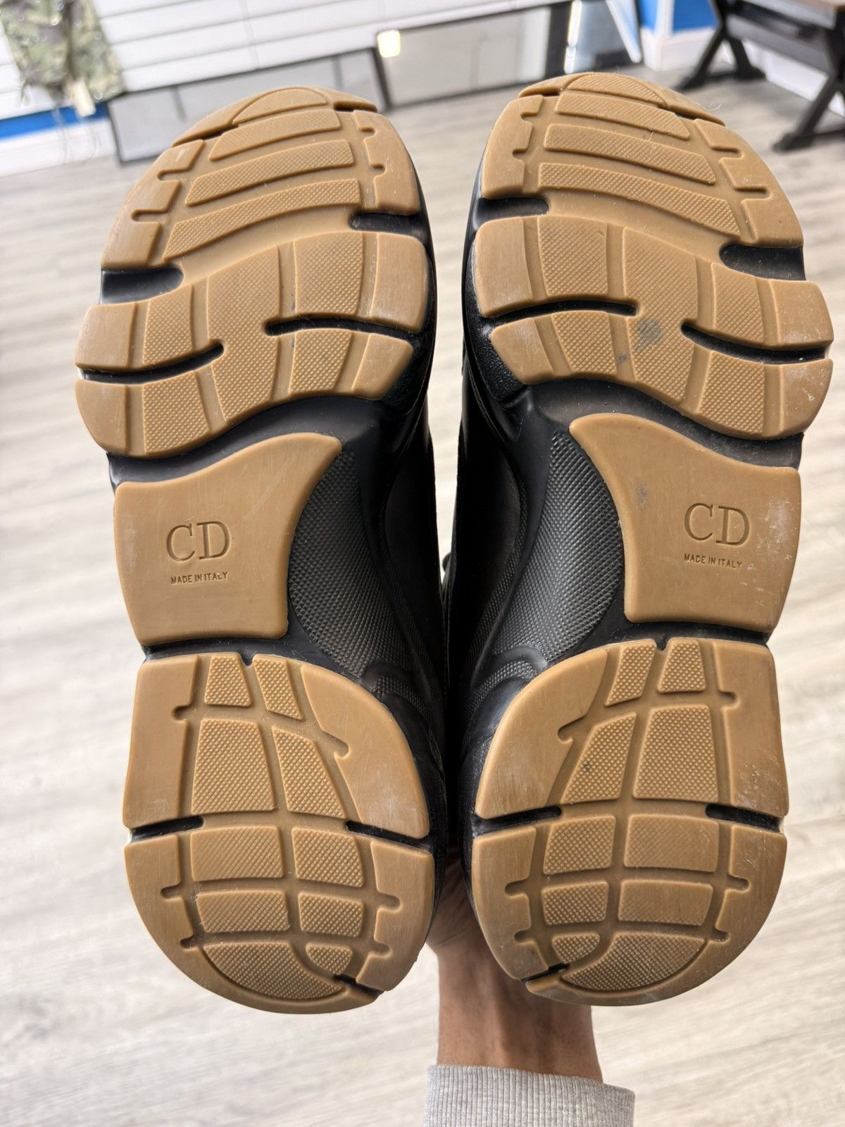 Dior Dior B22 ‘Gum Black’ Size 12 Size US 12 / EU 45 - 6 Thumbnail