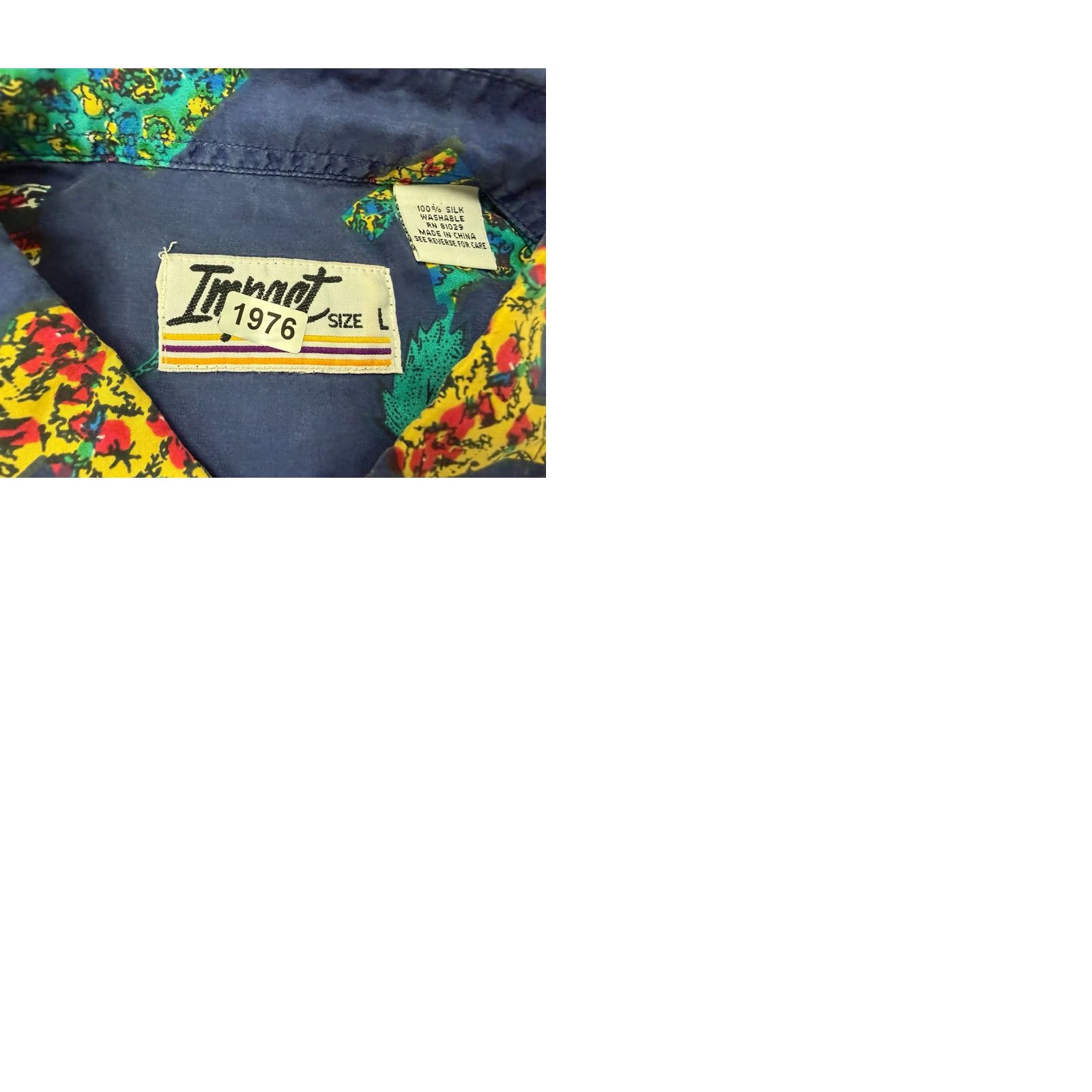 Vintage VINTAGE 90s Impact Shirt Men Large Hawaiian Patterns Surf Luau Button Up Silk Blue Size US L / EU 52-54 / 3 - 10 Thumbnail