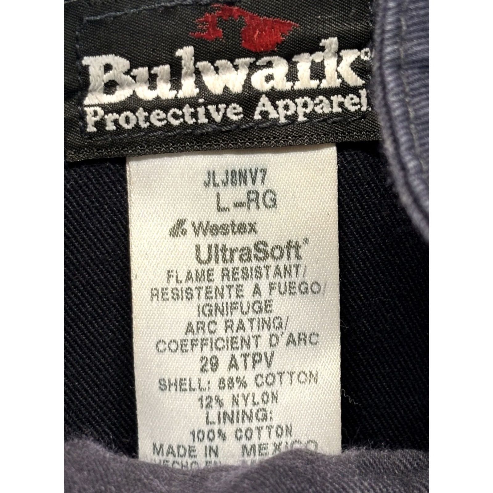 Vintage VINTAGE Bulwark Jacket Mens L Blue Heavy Winter Coat Workwear Flame Resistant Long Sleeve | FR Cotton Blends Medium Length Man Size US L / EU 52-54 / 3 - 6 Thumbnail