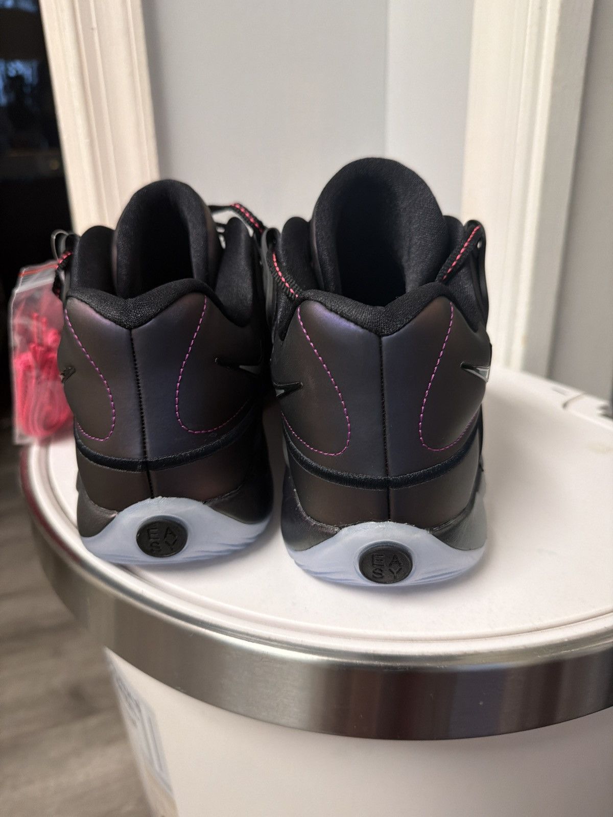 Nike nike kd 17 black and pink Size US 11 / EU 44 - 4 Thumbnail