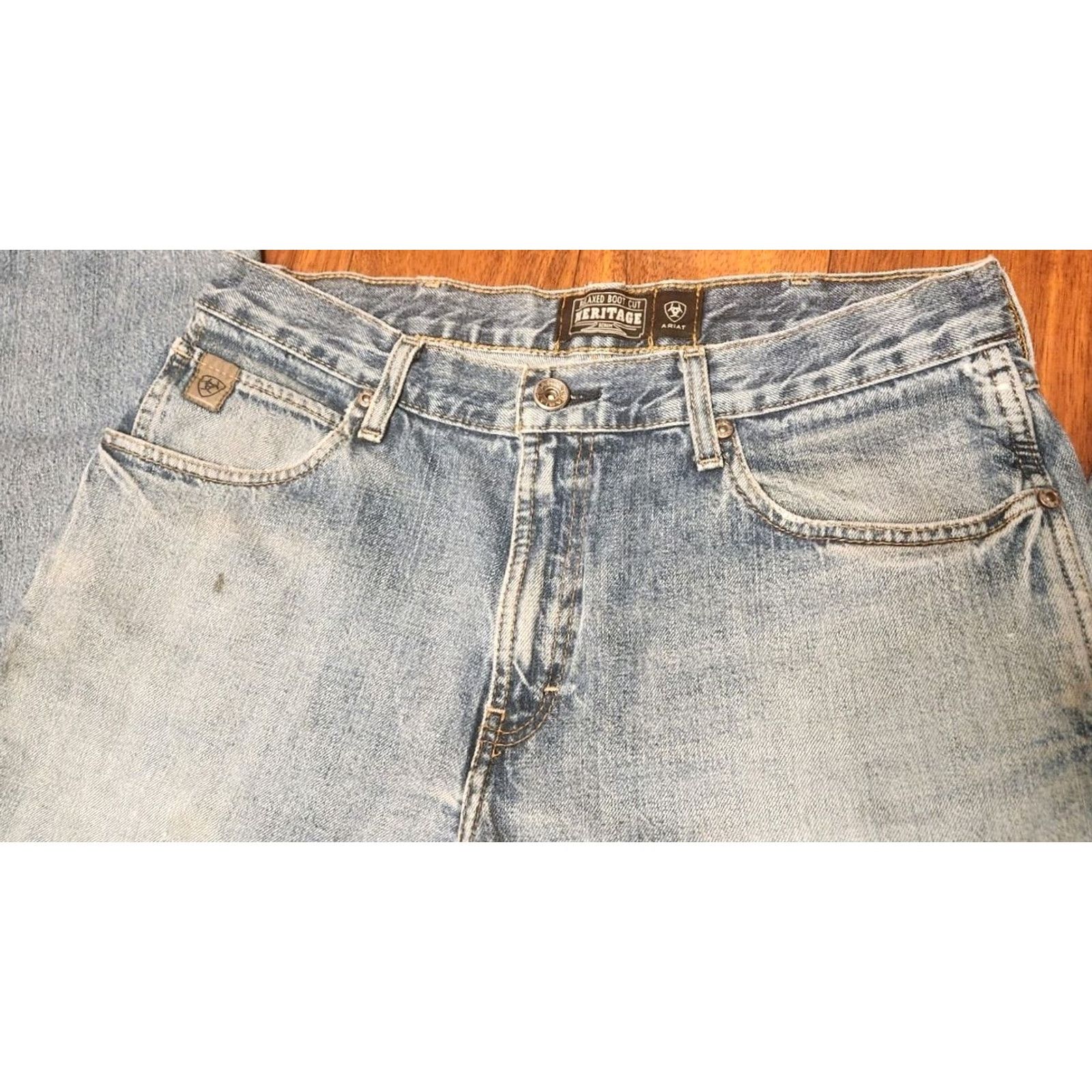Ariat Nike Shirt Mens Jeans 34x36 Distressed Boot Cut Denim Ariat Relaxed Moisture? Size US 34 / EU 50 - 7 Thumbnail