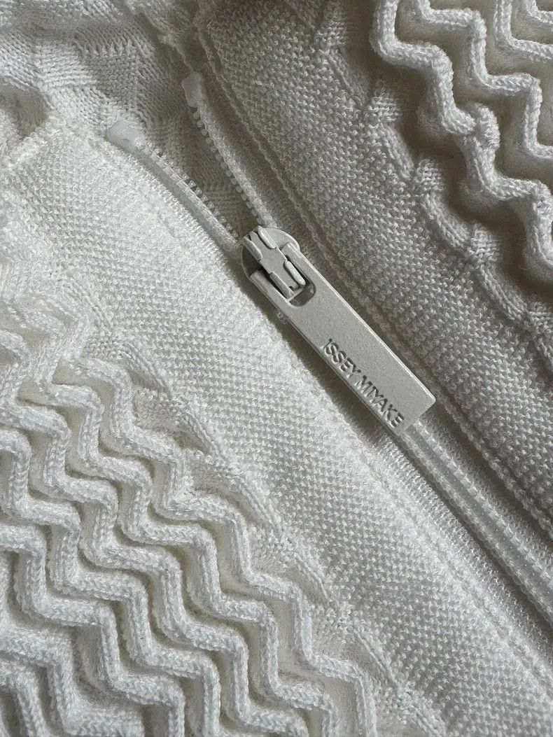 Issey Miyake Issey Miyake White Cardigan Size M / US 6-8 / IT 42-44 - 2 Thumbnail