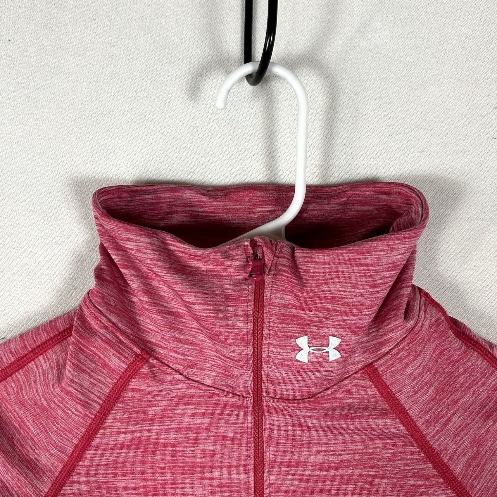 Under Armour Under Armour Running Shirt Womens XS 1/4 Zip Pullover Red Pink Thumbholes Sports Size M / US 6-8 / IT 42-44 - 3 Thumbnail
