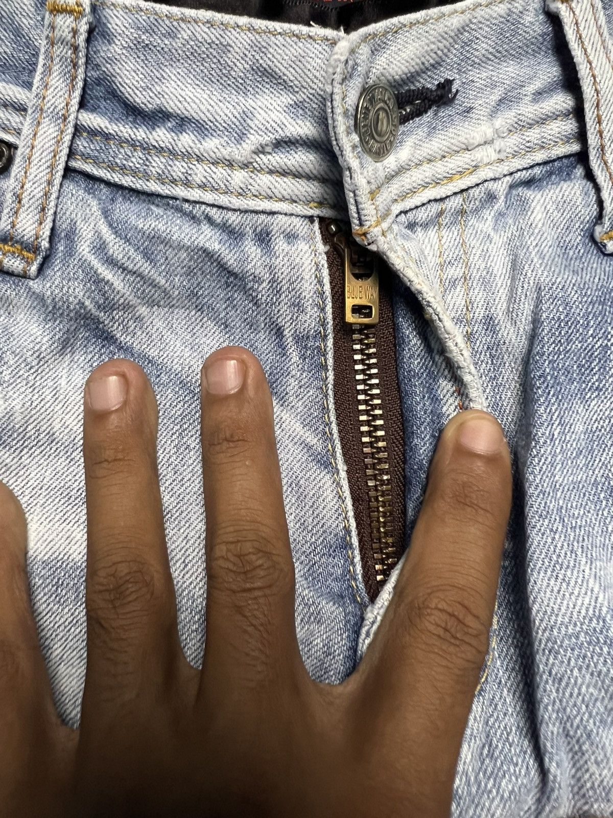 If Six Was Nine B.W.Luxe Japanese Distressed Jeans Light Wash (43) Size 30" / US 8 / IT 44 - 10 Thumbnail