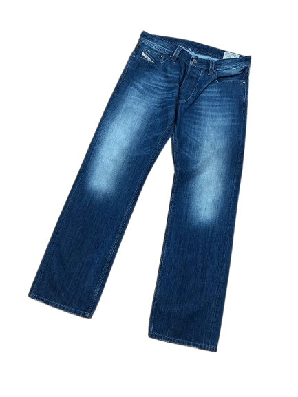 Diesel Diesel Larkee Regular-Straight Denim Jeans Size 30 Size US 30 / EU 46 - 1 Thumbnail