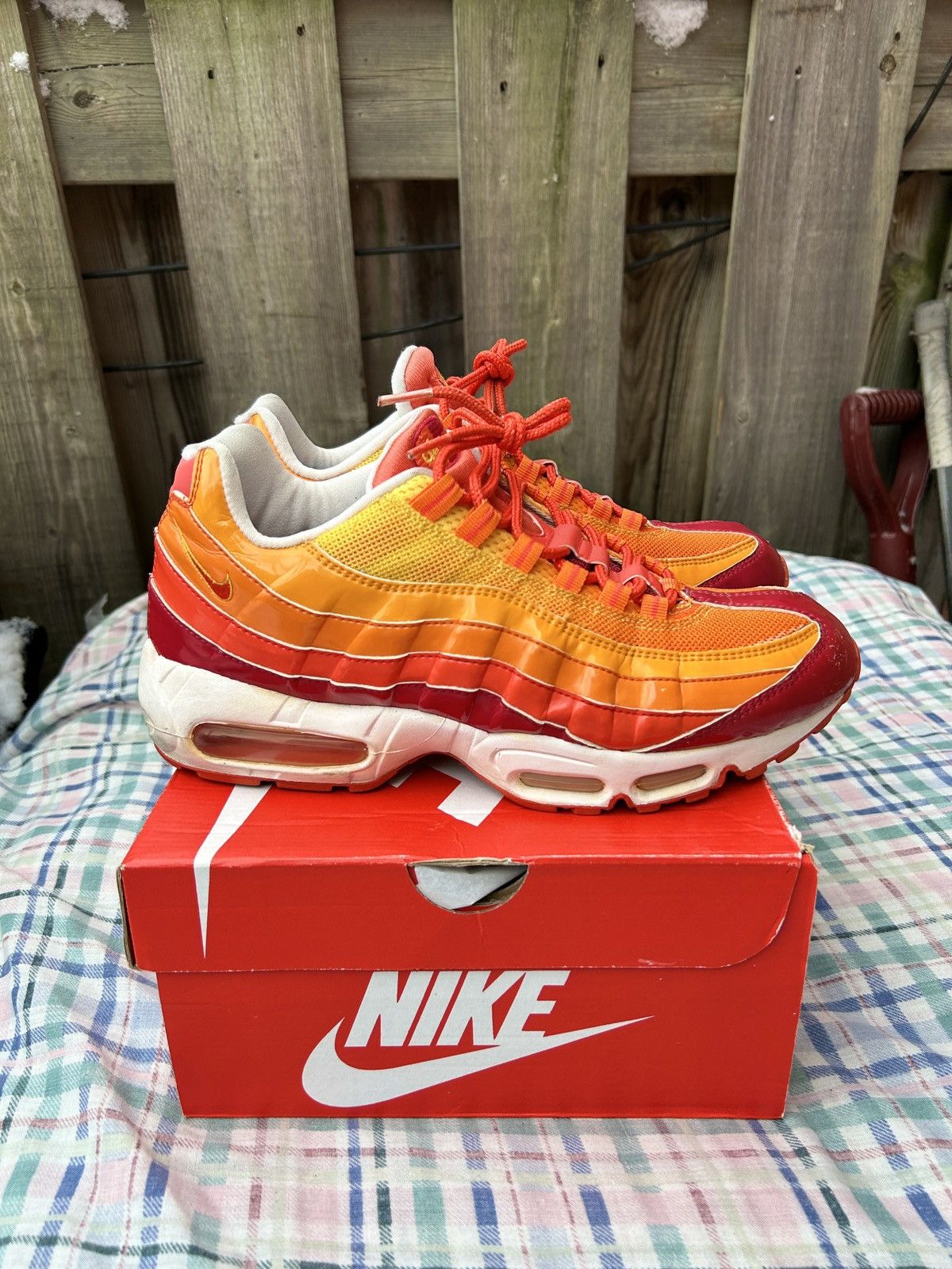 Air max 95 shop fantastic 4 human torch