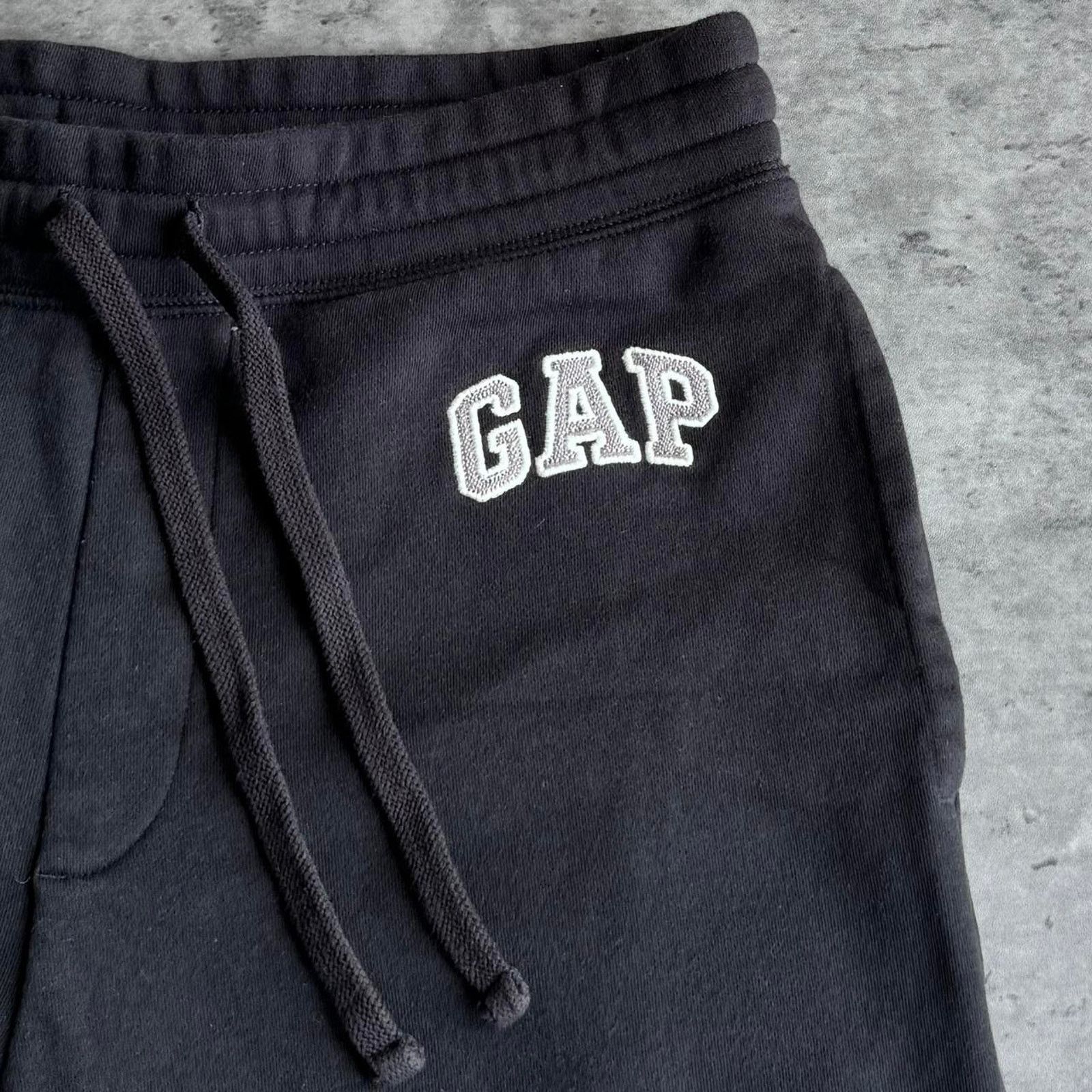 Gap × Japanese Brand Vintage Y2K GAP Faded Black Embroidered Sweatpants Size US 30 / EU 46 - 3 Thumbnail