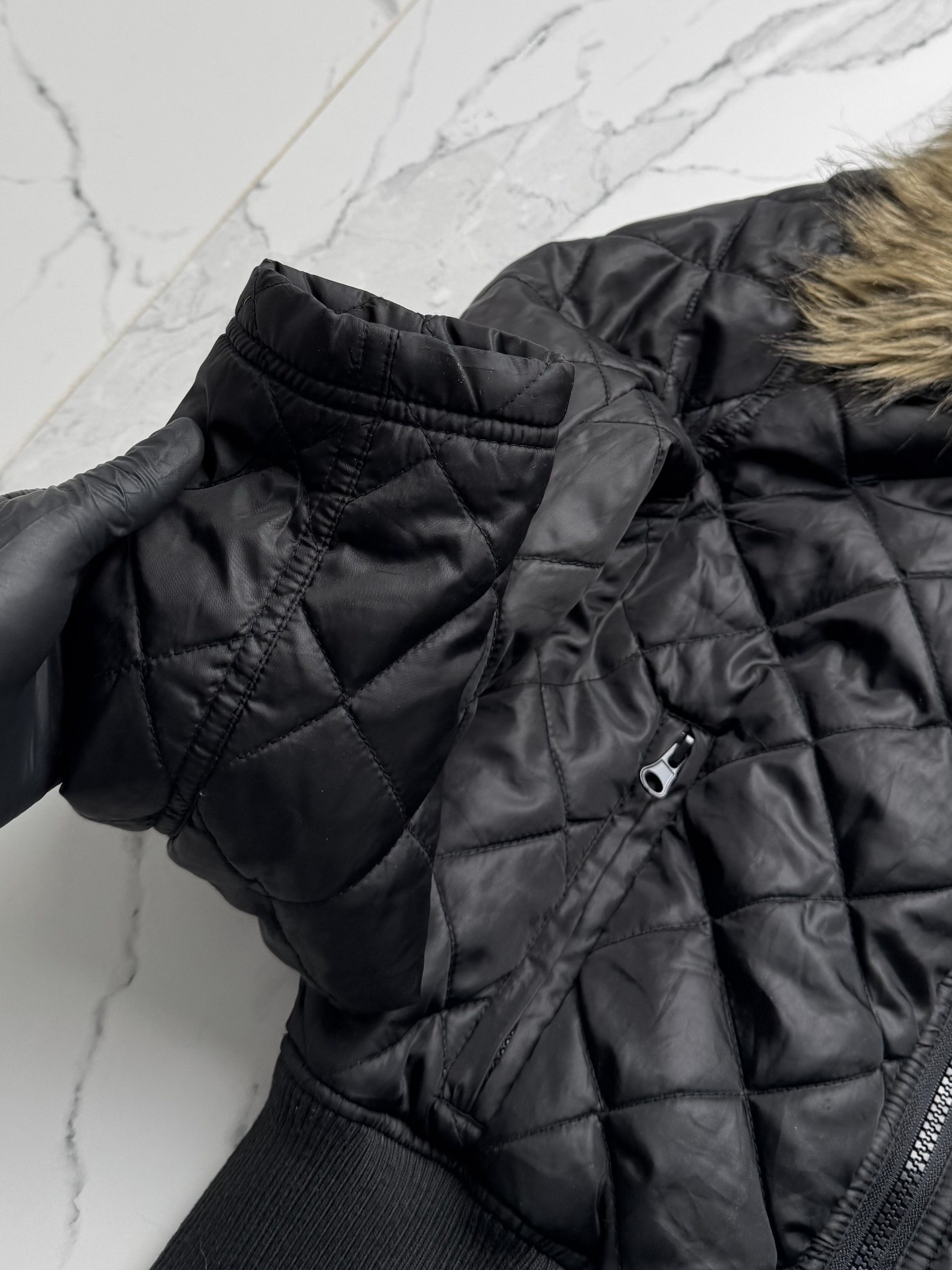 Vintage Vintage Black Quilted Bomber Jacket With Faux Fur Collar Y2K Size S / US 4 / IT 40 - 6 Thumbnail