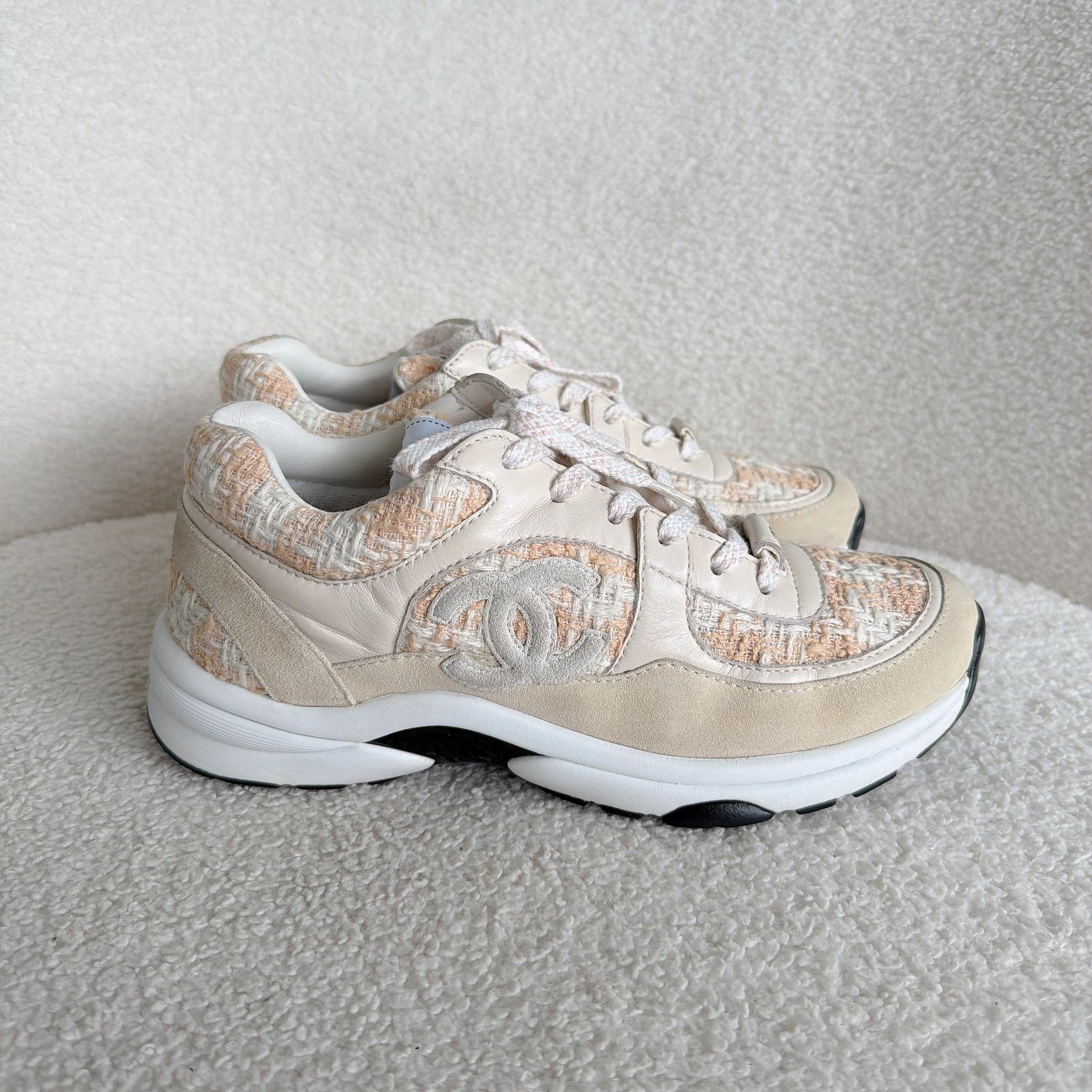 Chanel Chanel tweed sneaker 37.5 2255 Size US 7 / IT 37 - 3 Thumbnail