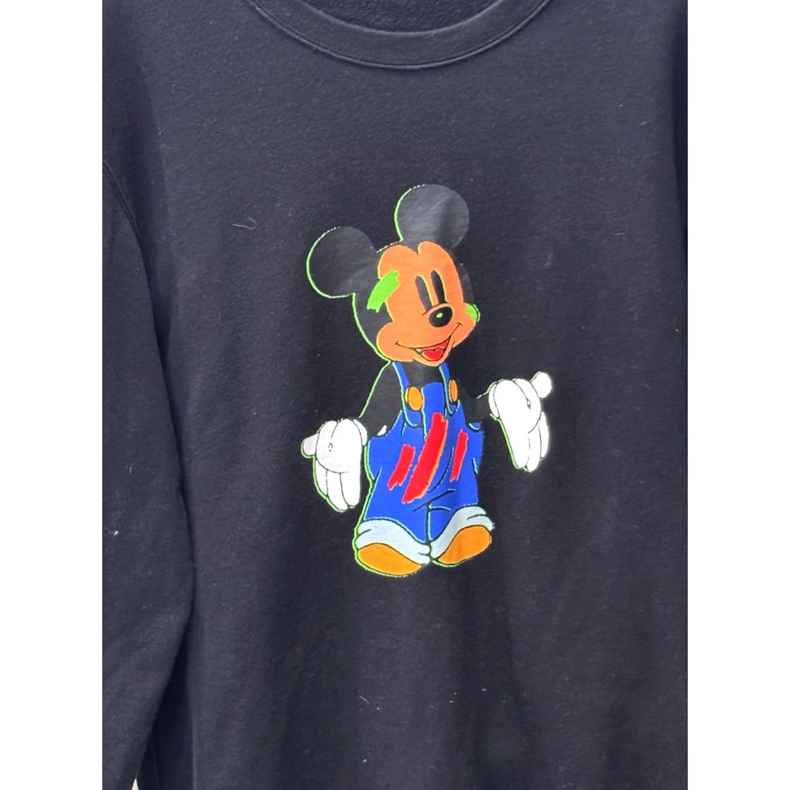 Uniqlo RARE Uniqlo Disney Mickey Mouse Sweater XL Adults Multicolor Men Short Sleeve Size US XL / EU 56 / 4 - 2 Thumbnail
