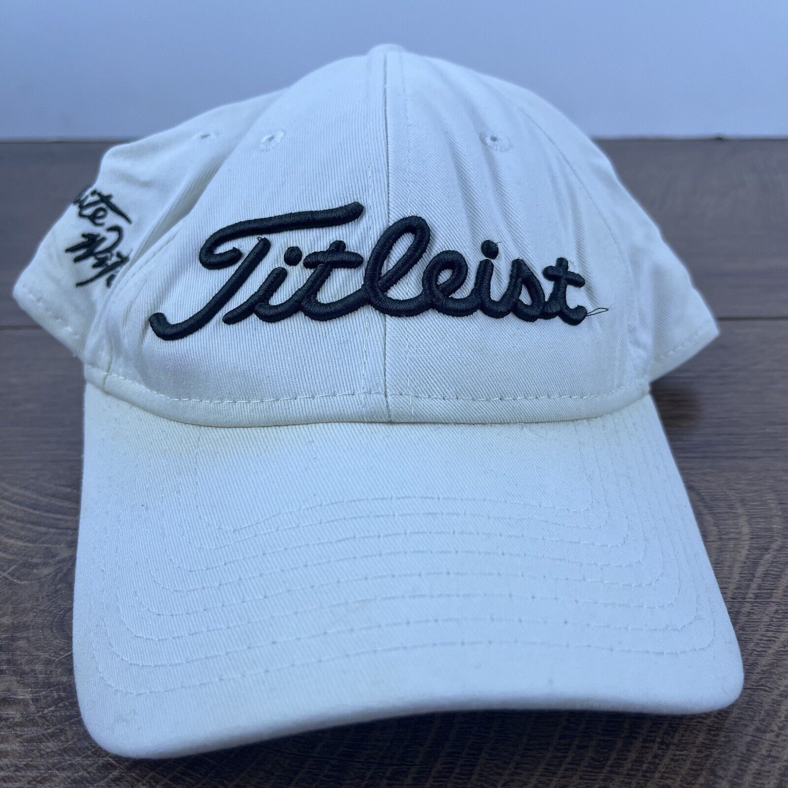 Titleist Titleist White Witch Golf Hat White Cap Hat Adjustable Hat W Size ONE SIZE - 1 Thumbnail