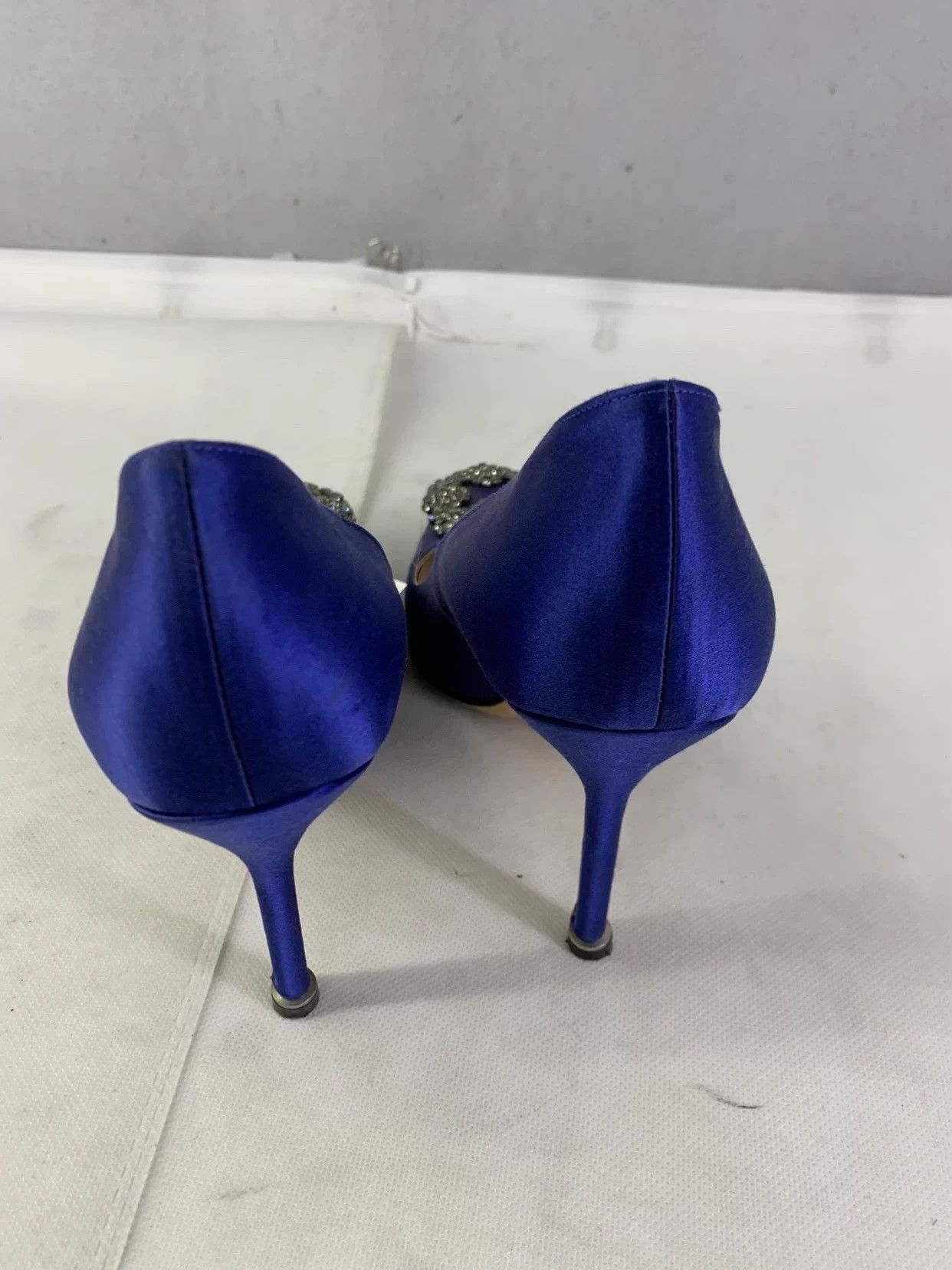 Manolo Blahnik Manolo Blahnik Satin Crystal Buckle Heels 37.5 Size US 6.5 / IT 36.5 - 9 Thumbnail