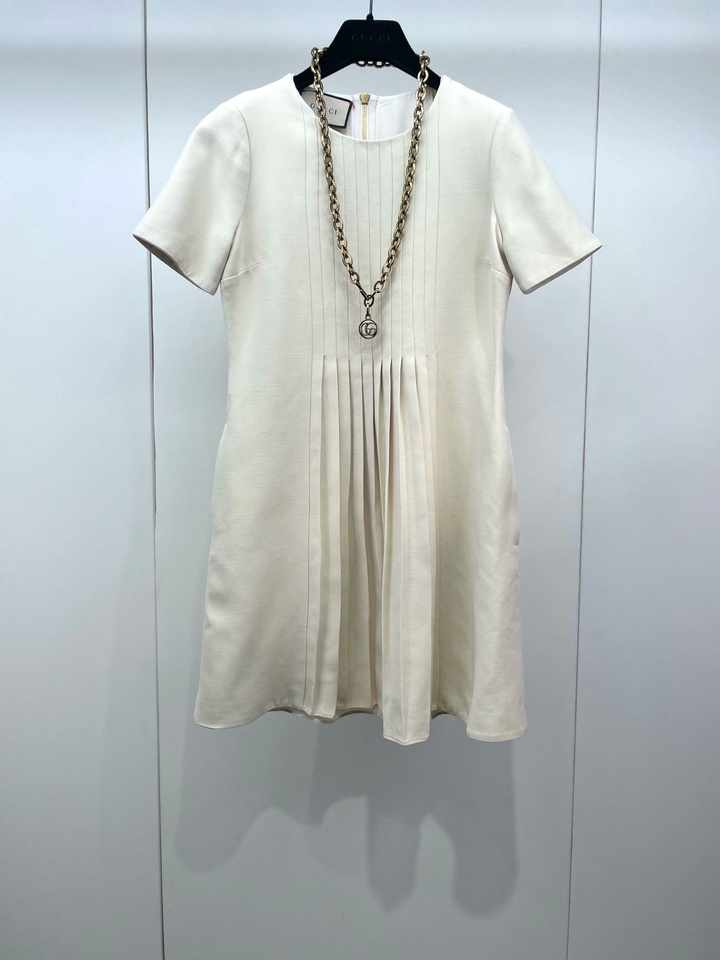 Gucci Gucci Double G Waist Chain Pleated Dress Size XS / US 0-2 / IT 36-38 - 1 Thumbnail
