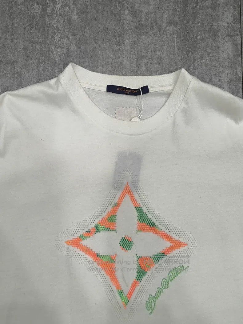 Louis Vuitton Louis Vuitton 25 New Drop Glue Flower 3D Gradient Short Sl Size US S / EU 44-46 / 1 - 3 Thumbnail