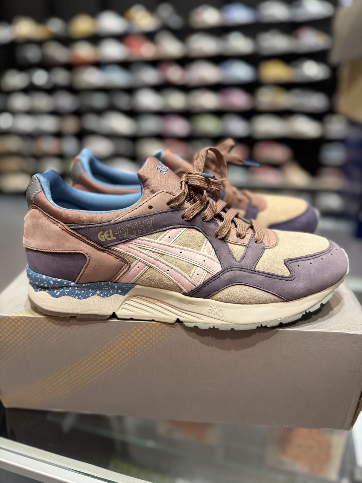 Asics Offspring x ASICS Gel-Lyte V Desert US Men’s 12 H40UK 0517 Size US 12 / EU 45 - 4 Thumbnail