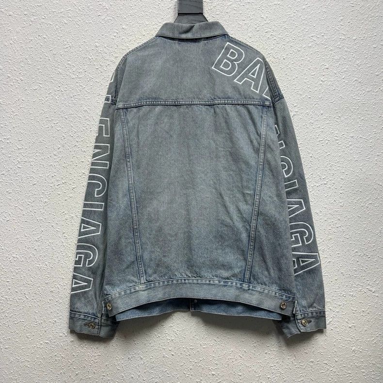 Balenciaga Balenciaga Embroidered letters on the arm side of unicorn Size US S / EU 44-46 / 1 - 2 Thumbnail