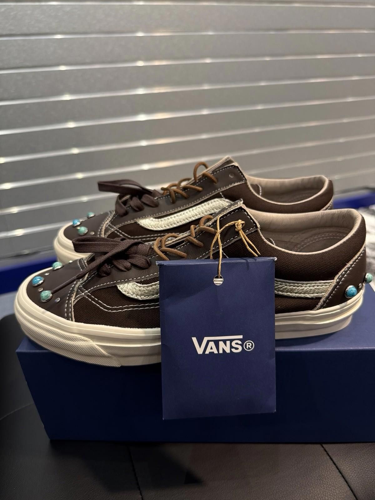Vans Size 9 - Vans LX Old Skool 36 Gemstone Mushroom Mocha Size US 9 / EU 42 - 7 Thumbnail