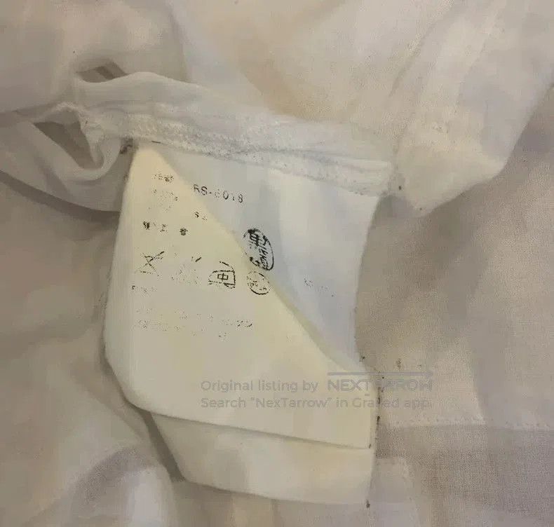 Comme des Garcons Comme des Garçons Half. Size US XS / EU 42 / 0 - 7 Thumbnail