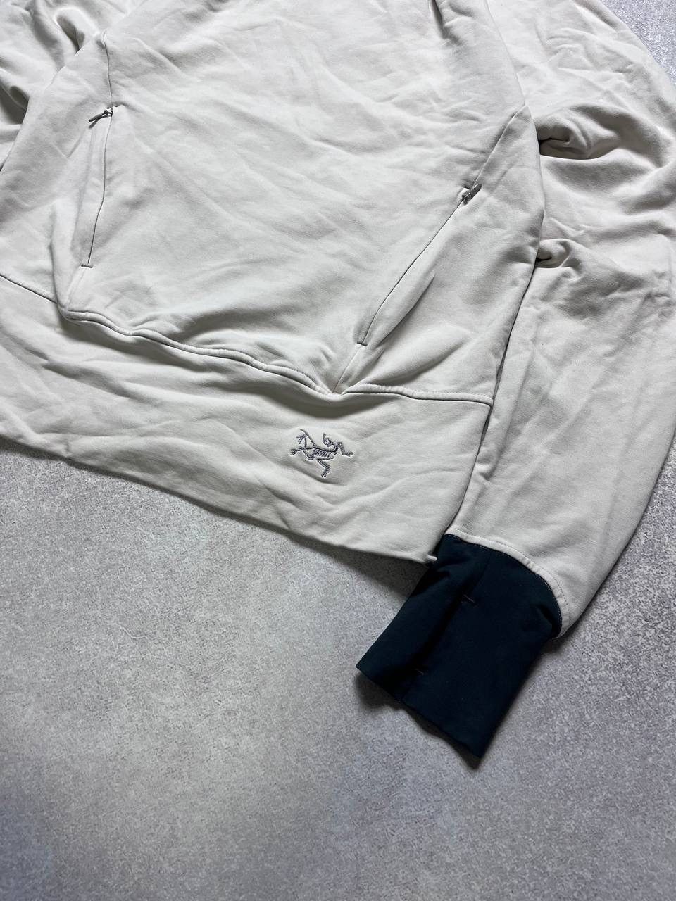Arc'teryx Vintage Arc'teryx Boxy Hoodie M Gorpcore Size M / US 6-8 / IT 42-44 - 2 Thumbnail