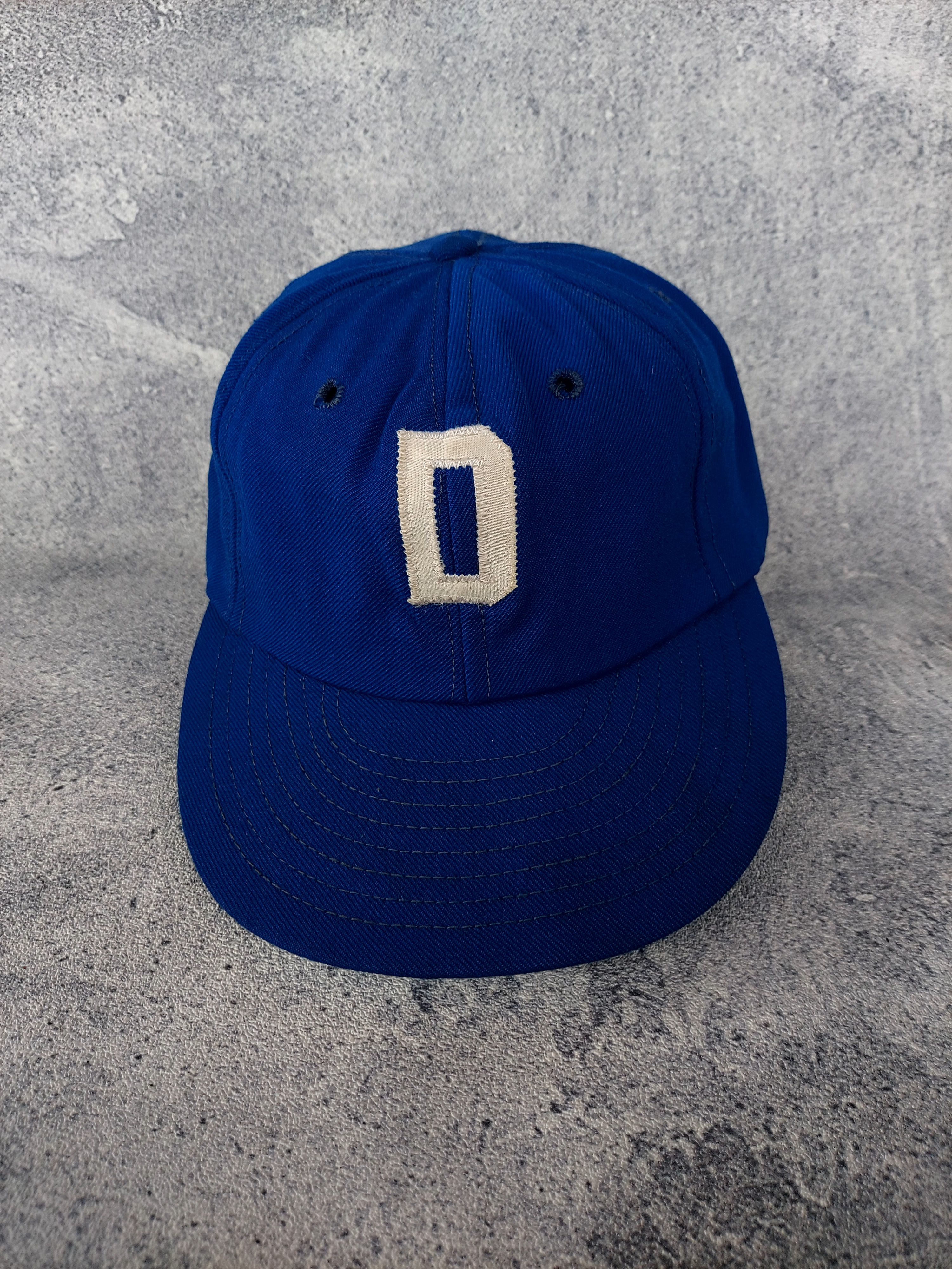 MLB × Vintage 💥Vintage Logo Fitted Cap Size ONE SIZE - 1 Thumbnail