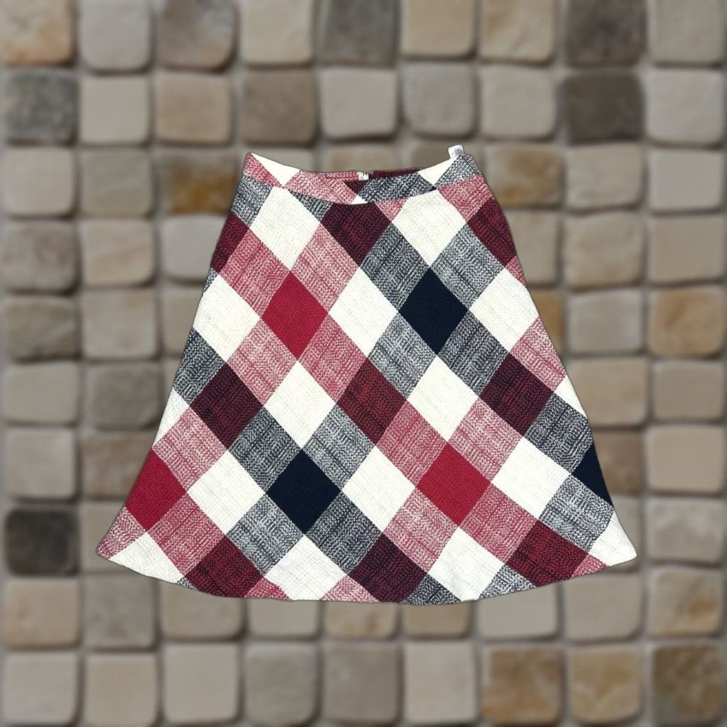 Brooks Brothers Brooks Brothers Skirt Womens 10 Plaid Red Fleece Stretch Knit Cotton Polyester Spandex Flare Knee Length Zipper Casual Travel Classic Modern Size 32" / US 10 / IT 46 - 1 Thumbnail