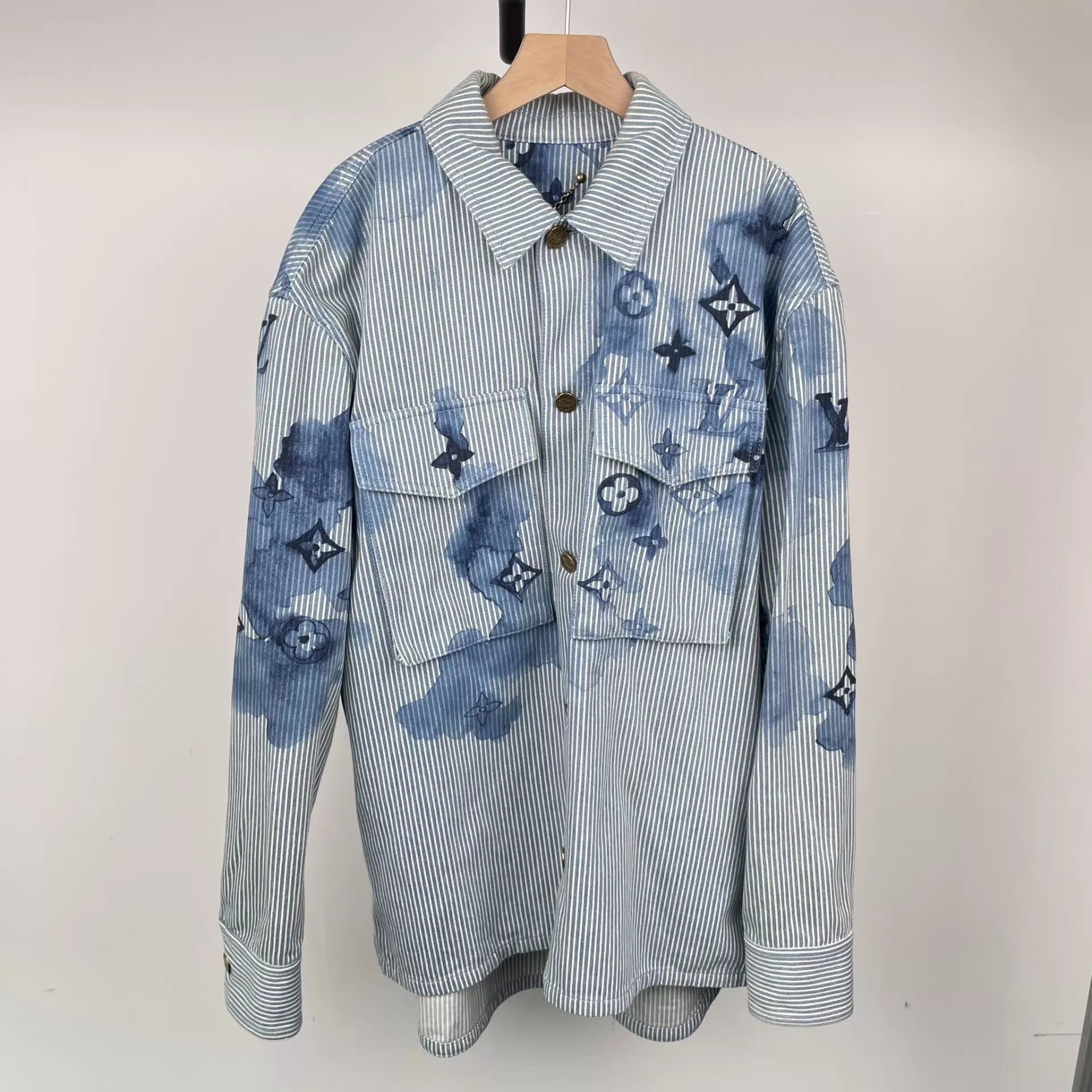 Louis Vuitton LV Denim Monogram Blue M Jacket 21 Size US M / EU 48-50 / 2 - 1 Thumbnail